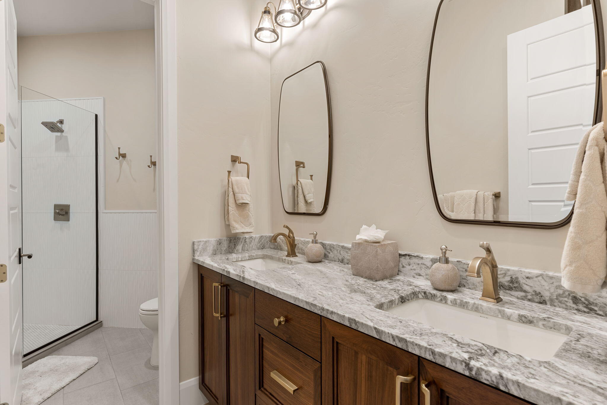 TENAYA SANDS - Residential