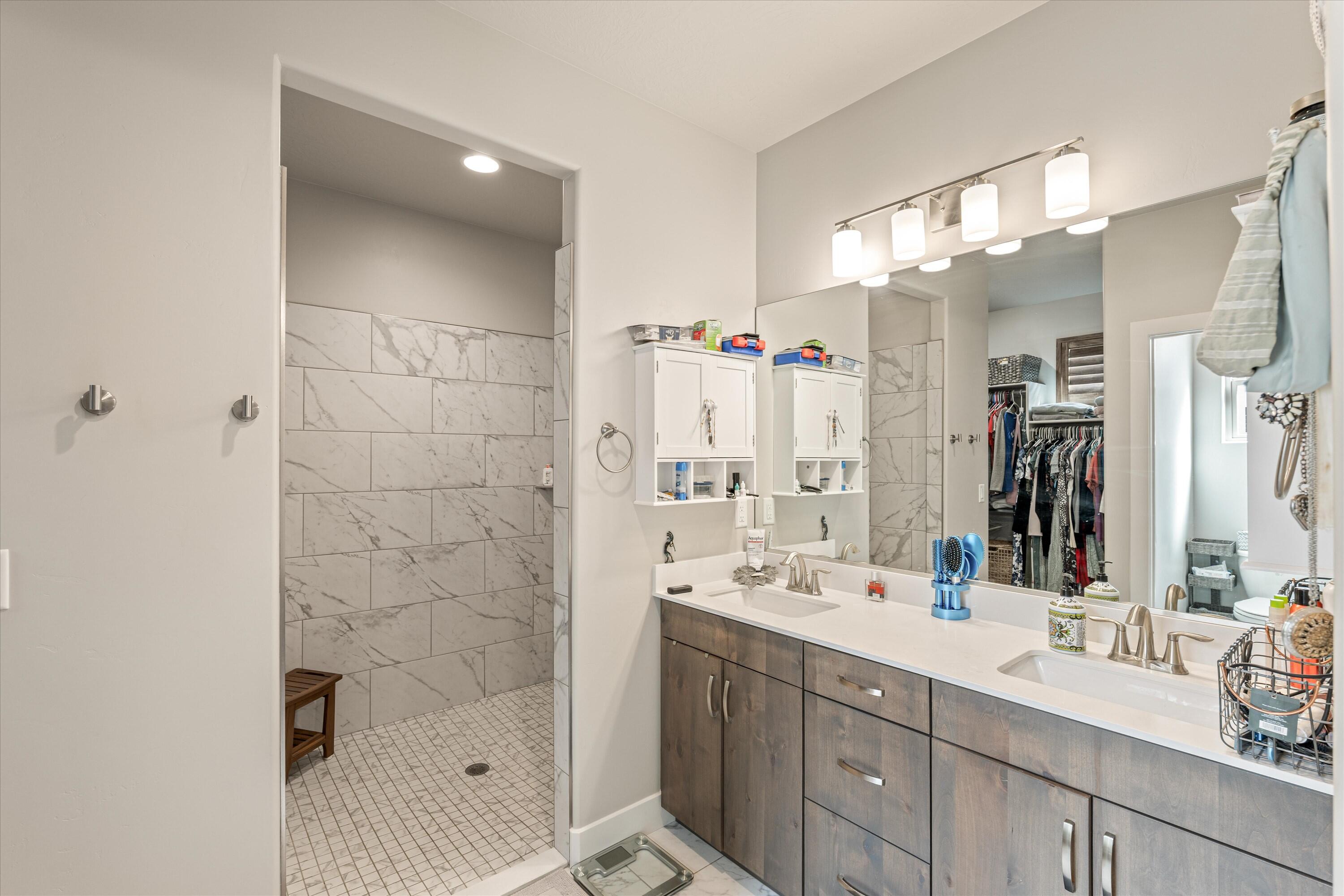 ZION VISTA - Residential