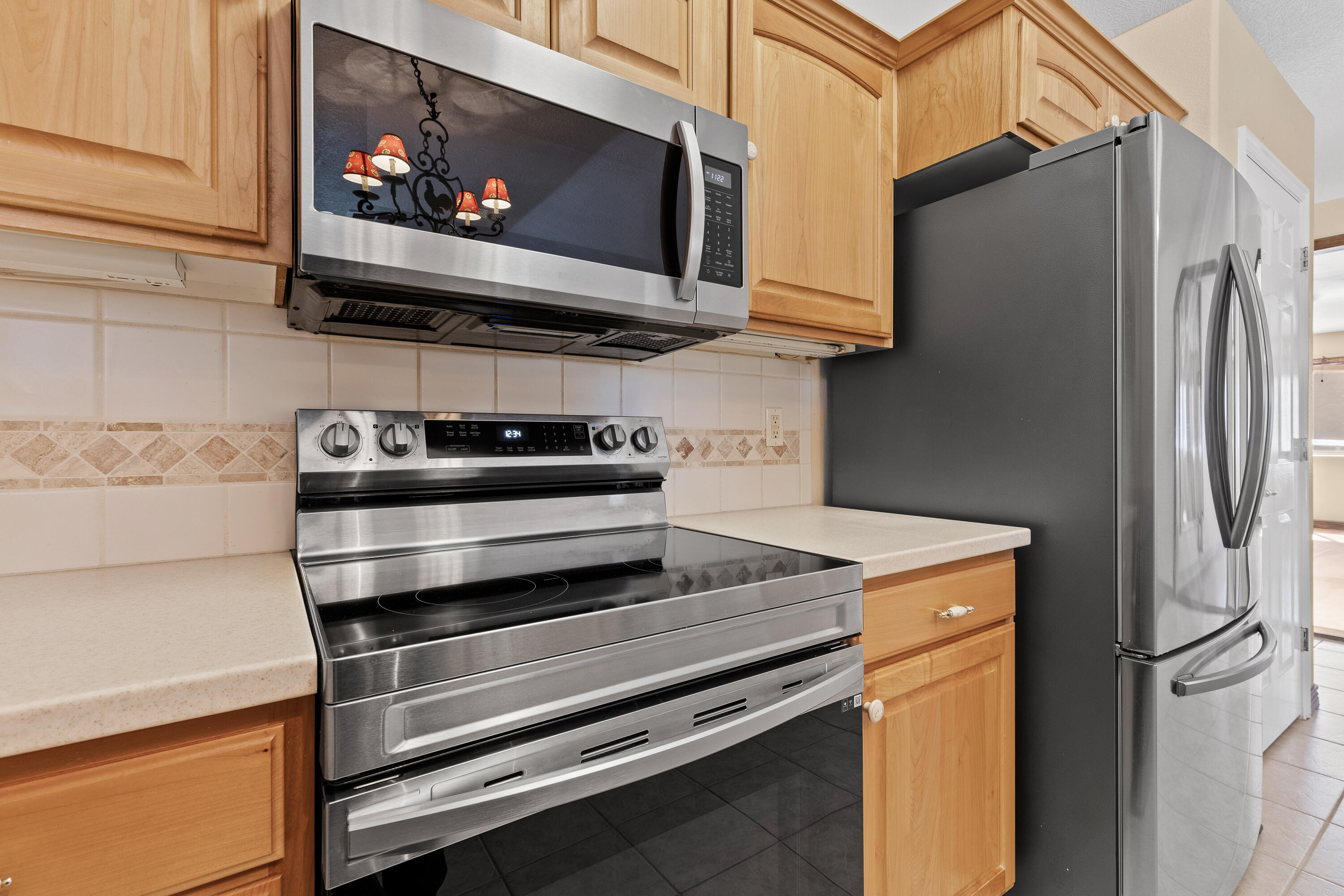 SHADOW CANYON - Residential