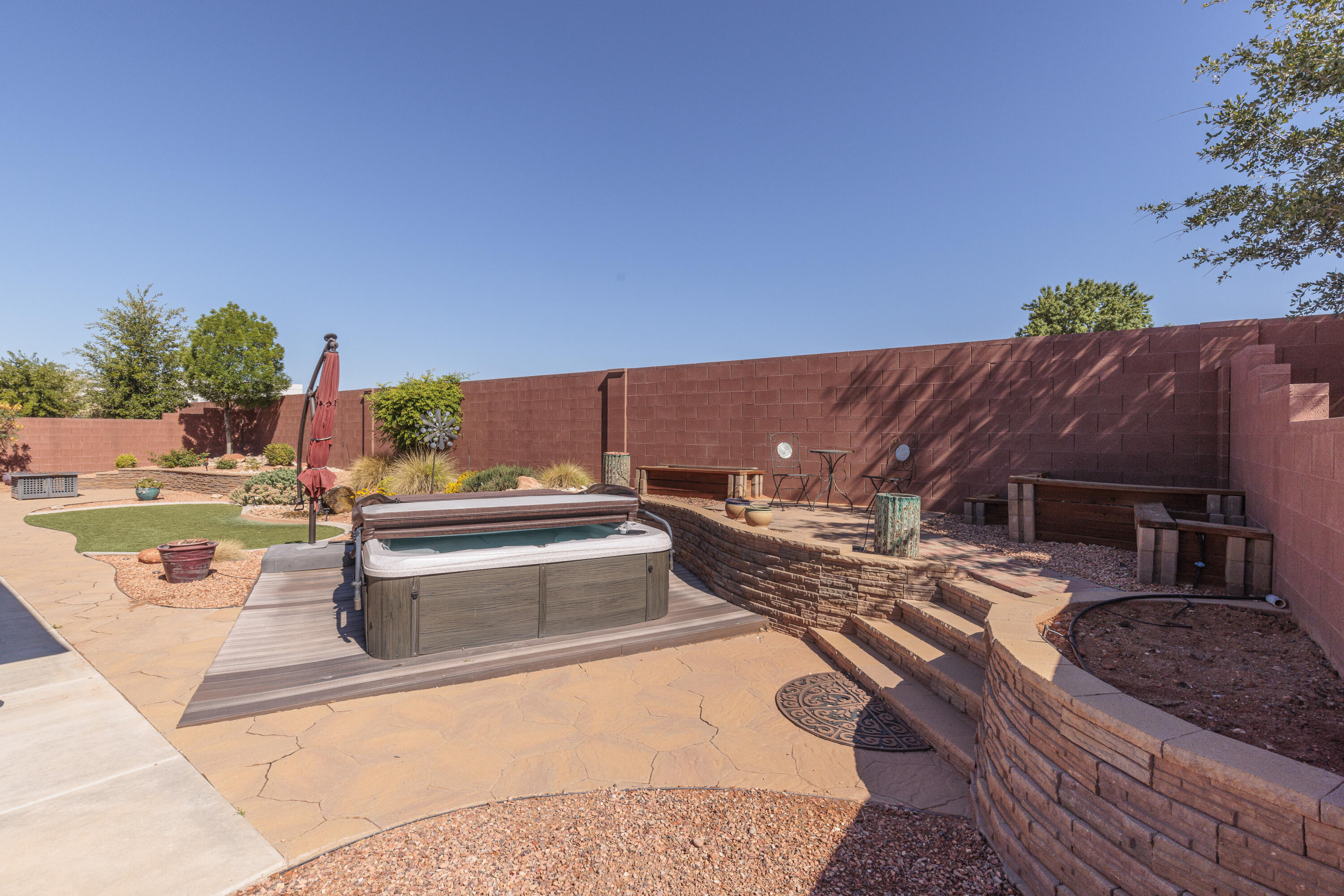 CLIFFROSE - Residential