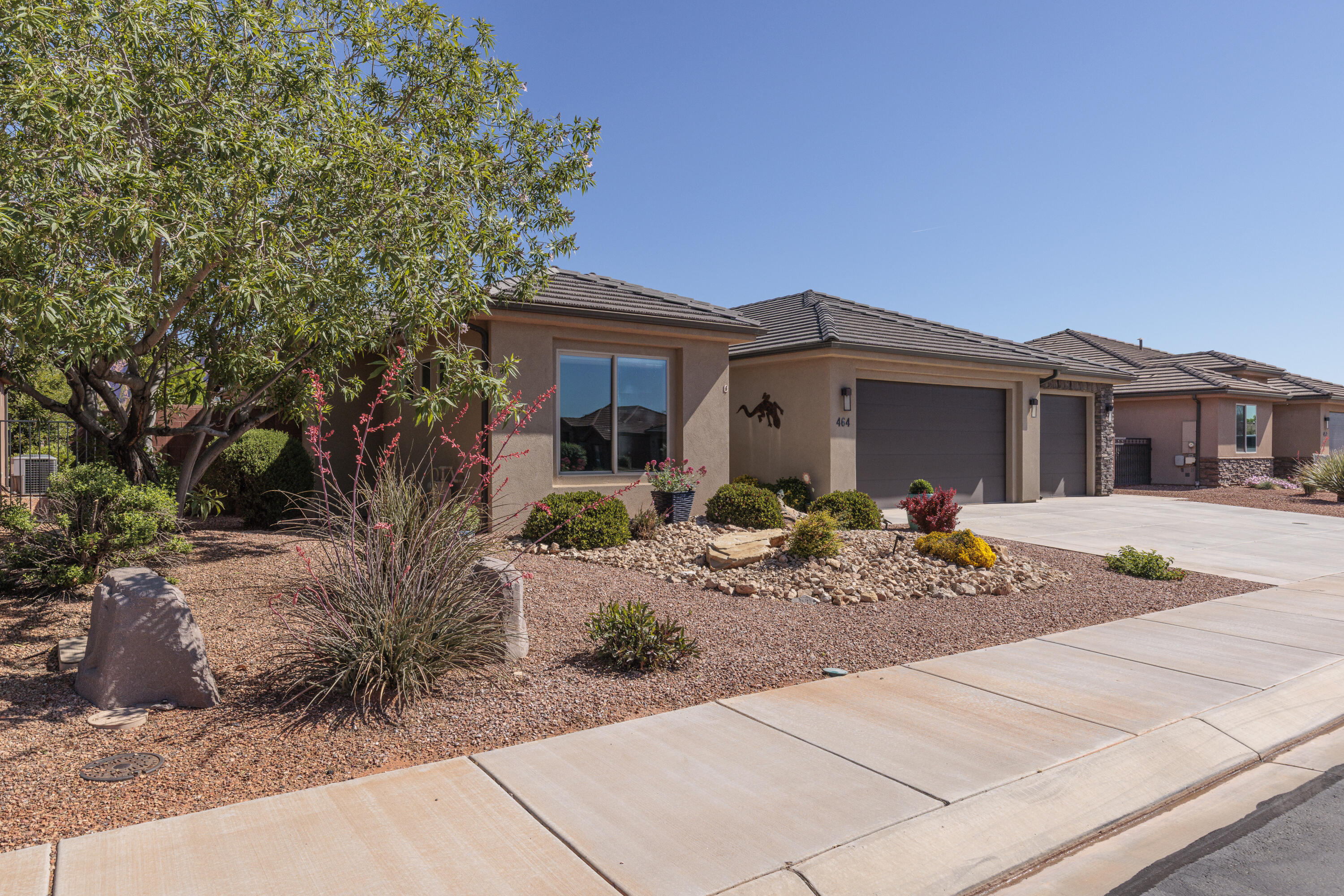 CLIFFROSE - Residential