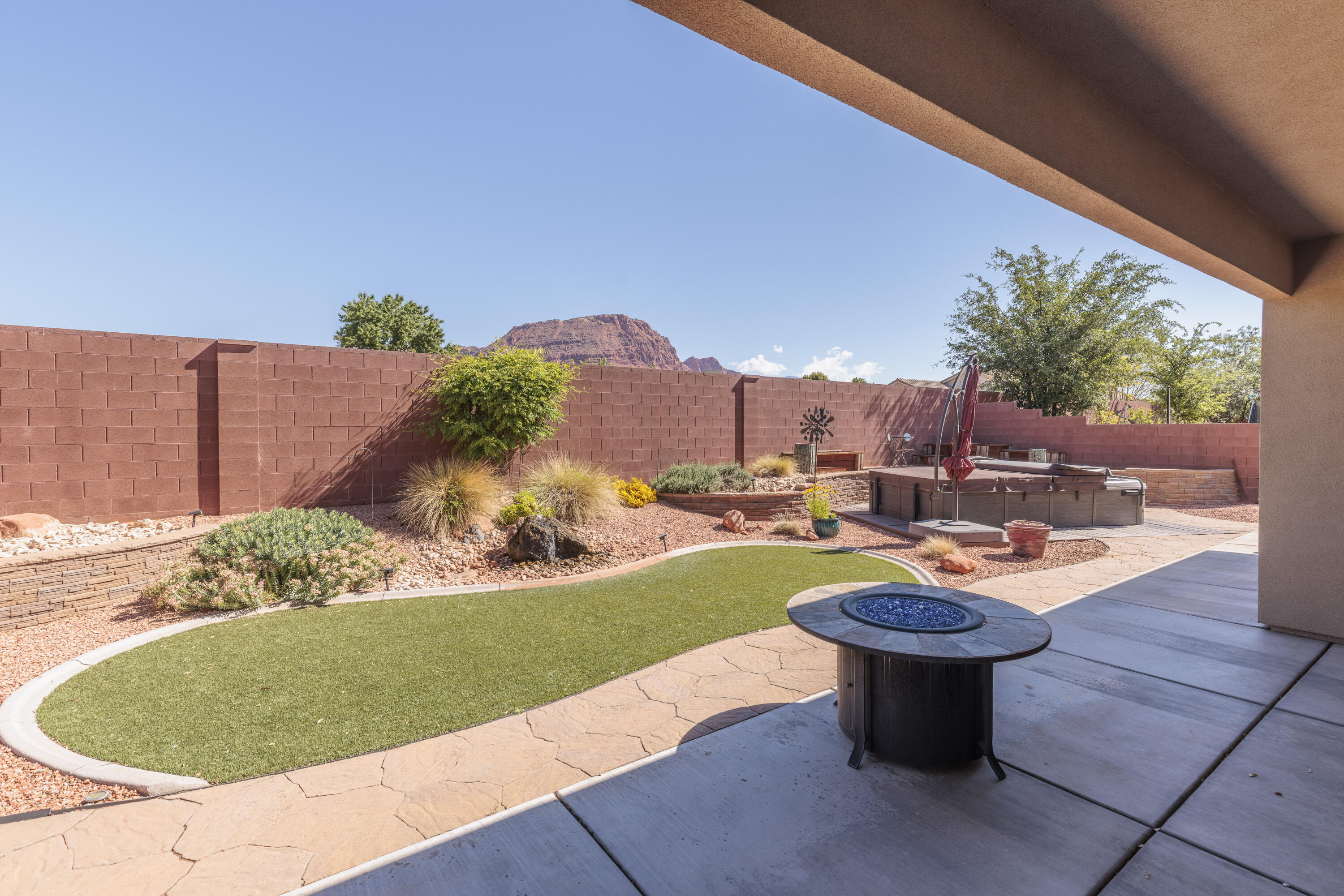 CLIFFROSE - Residential