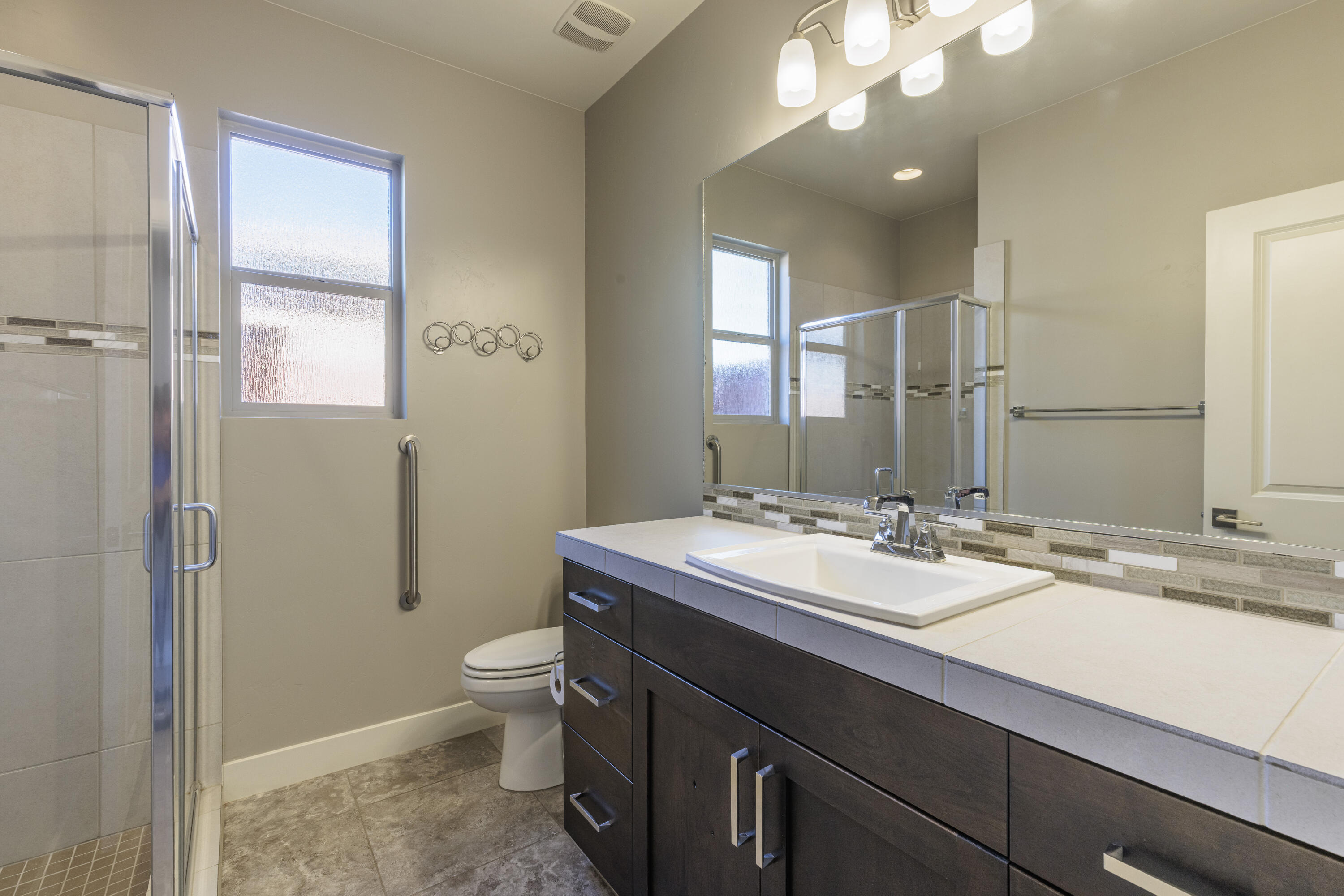 CLIFFROSE - Residential