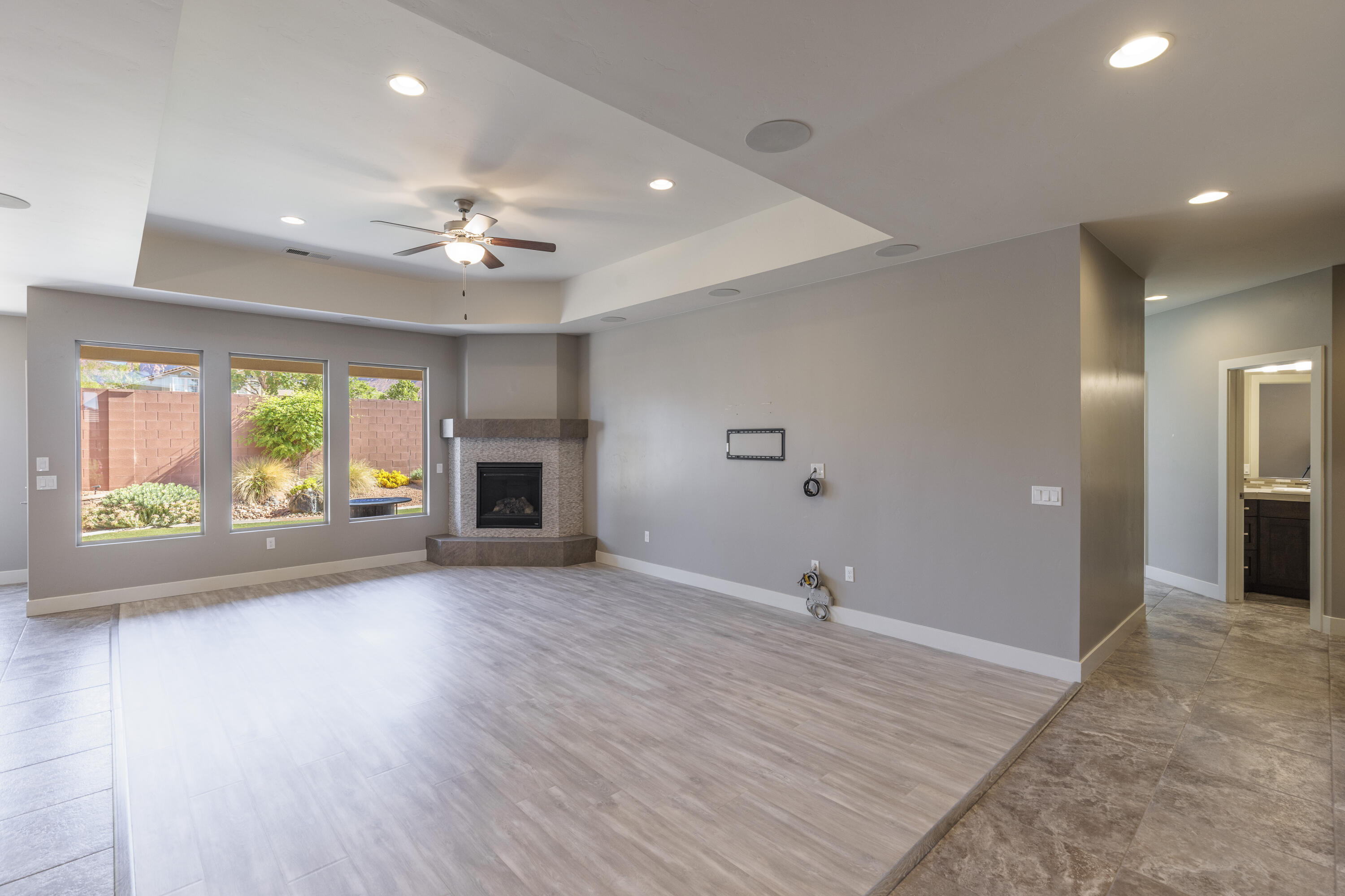 CLIFFROSE - Residential