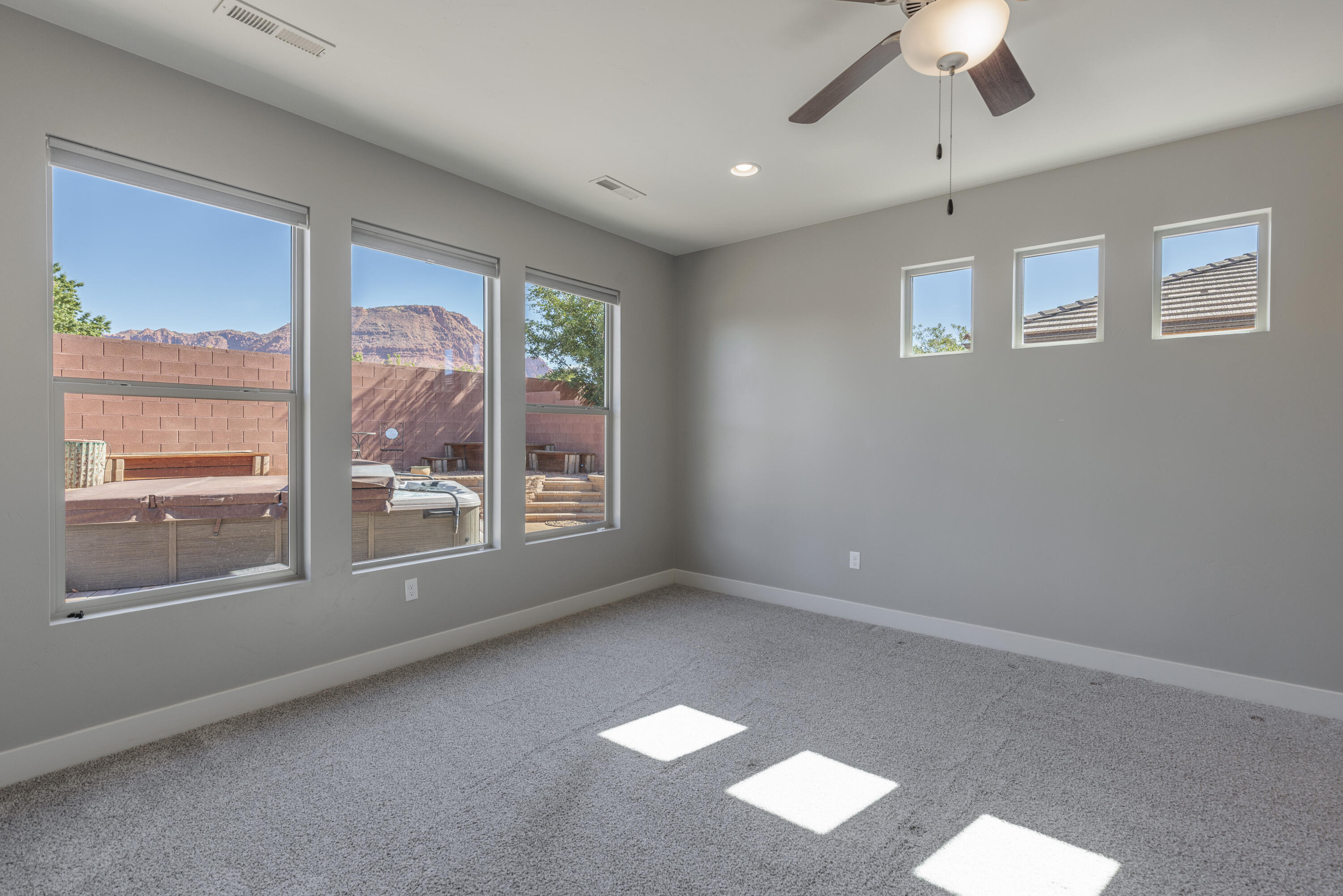 CLIFFROSE - Residential