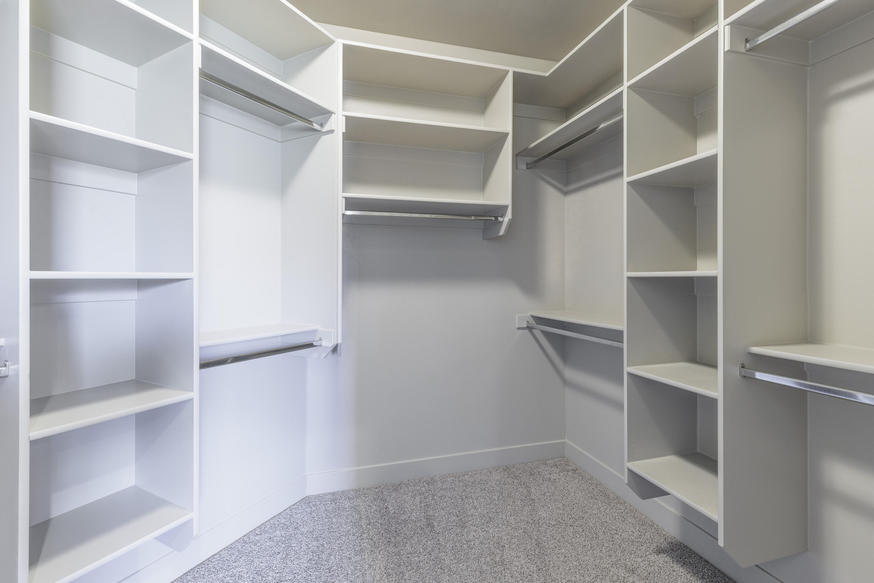 CLIFFROSE - Residential