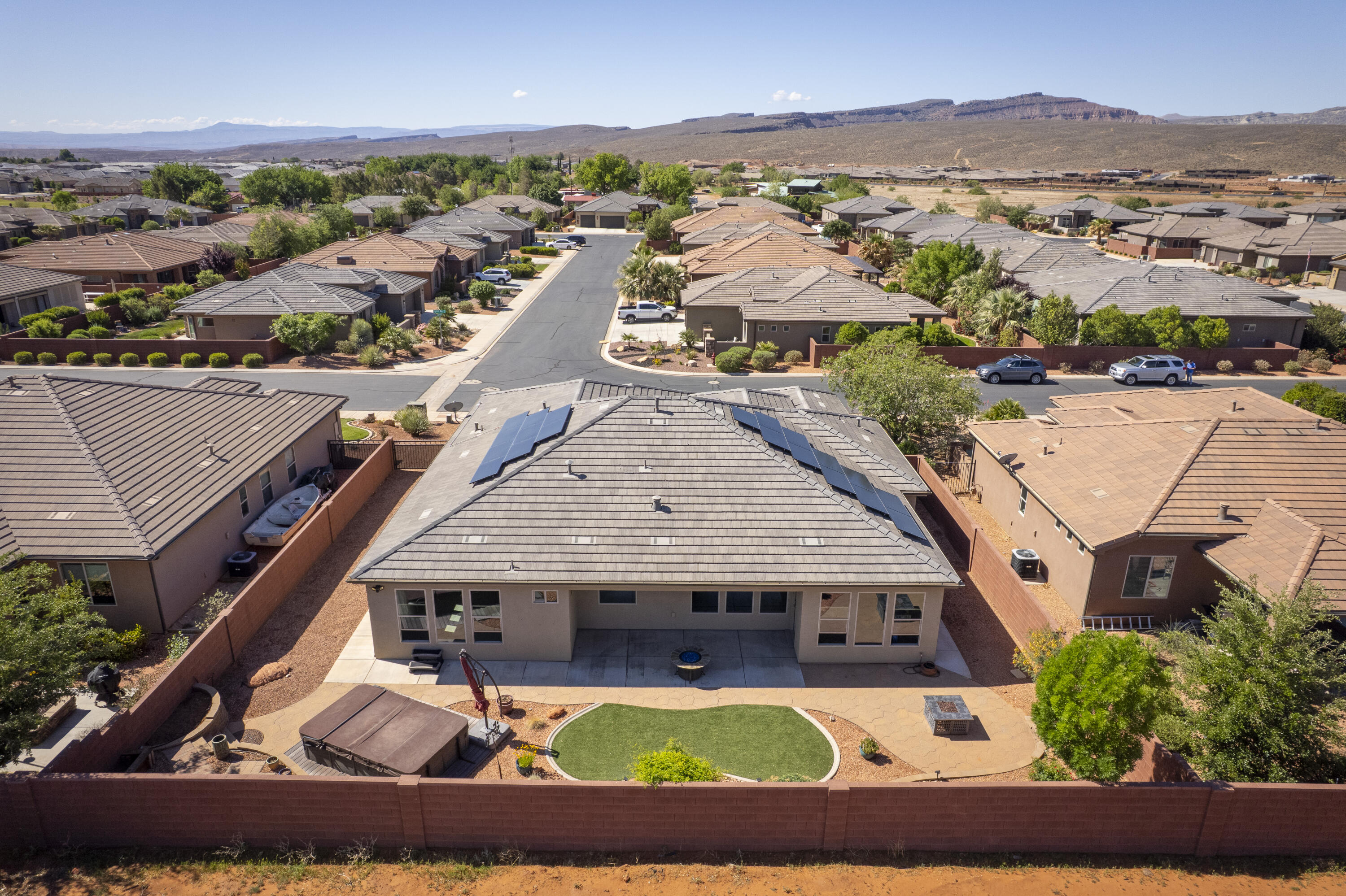 CLIFFROSE - Residential