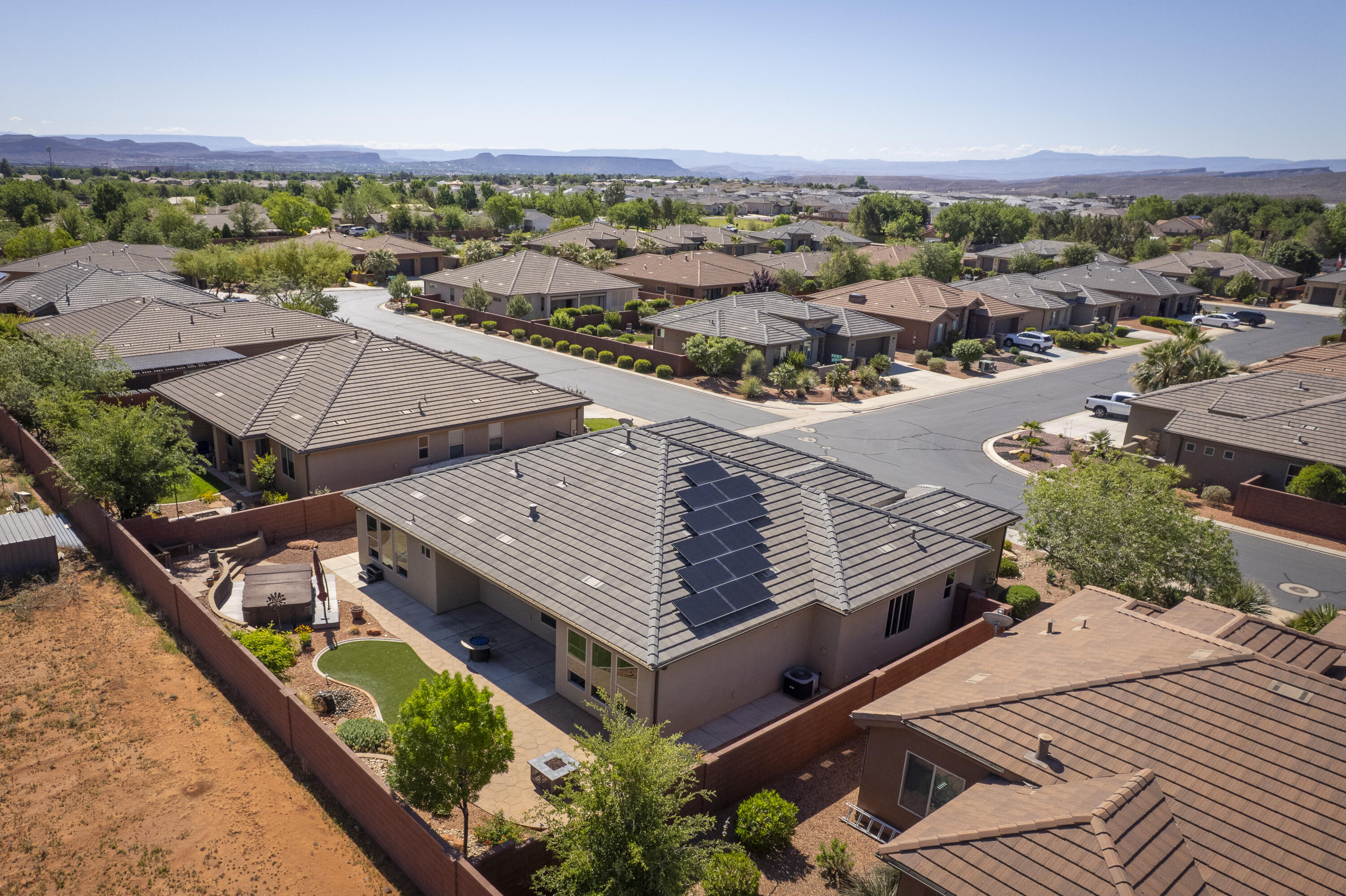 CLIFFROSE - Residential