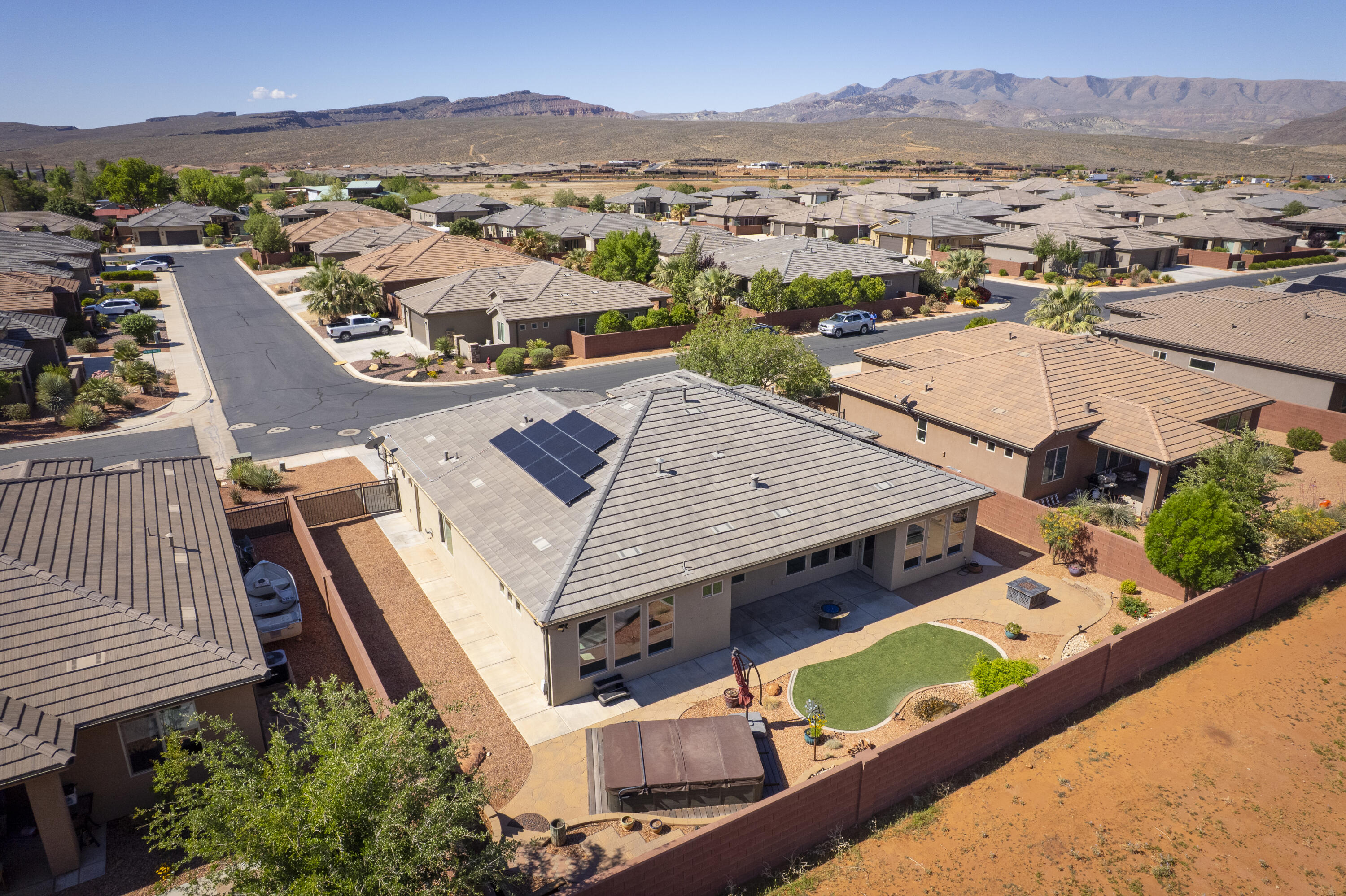 CLIFFROSE - Residential