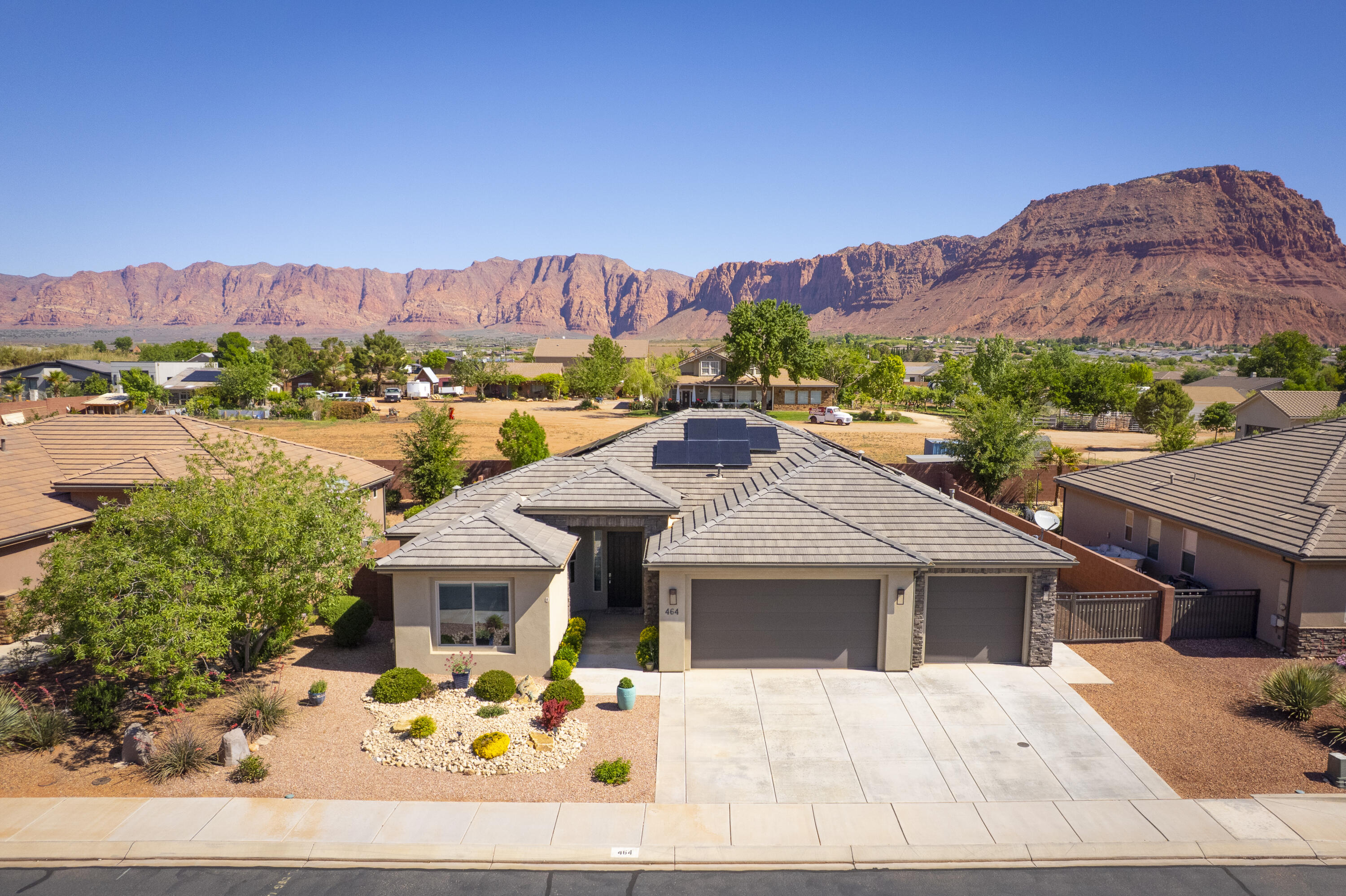 CLIFFROSE - Residential