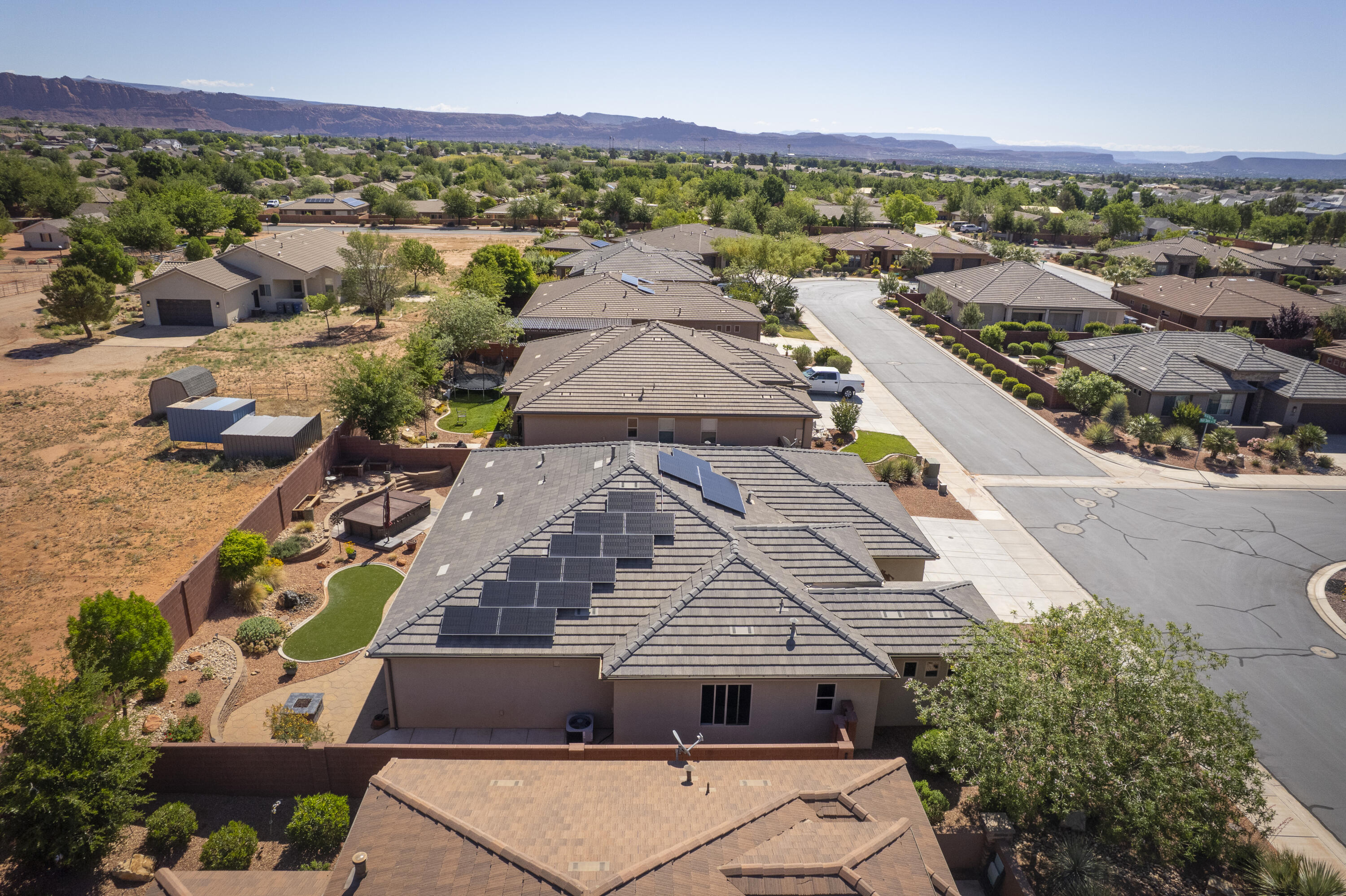 CLIFFROSE - Residential