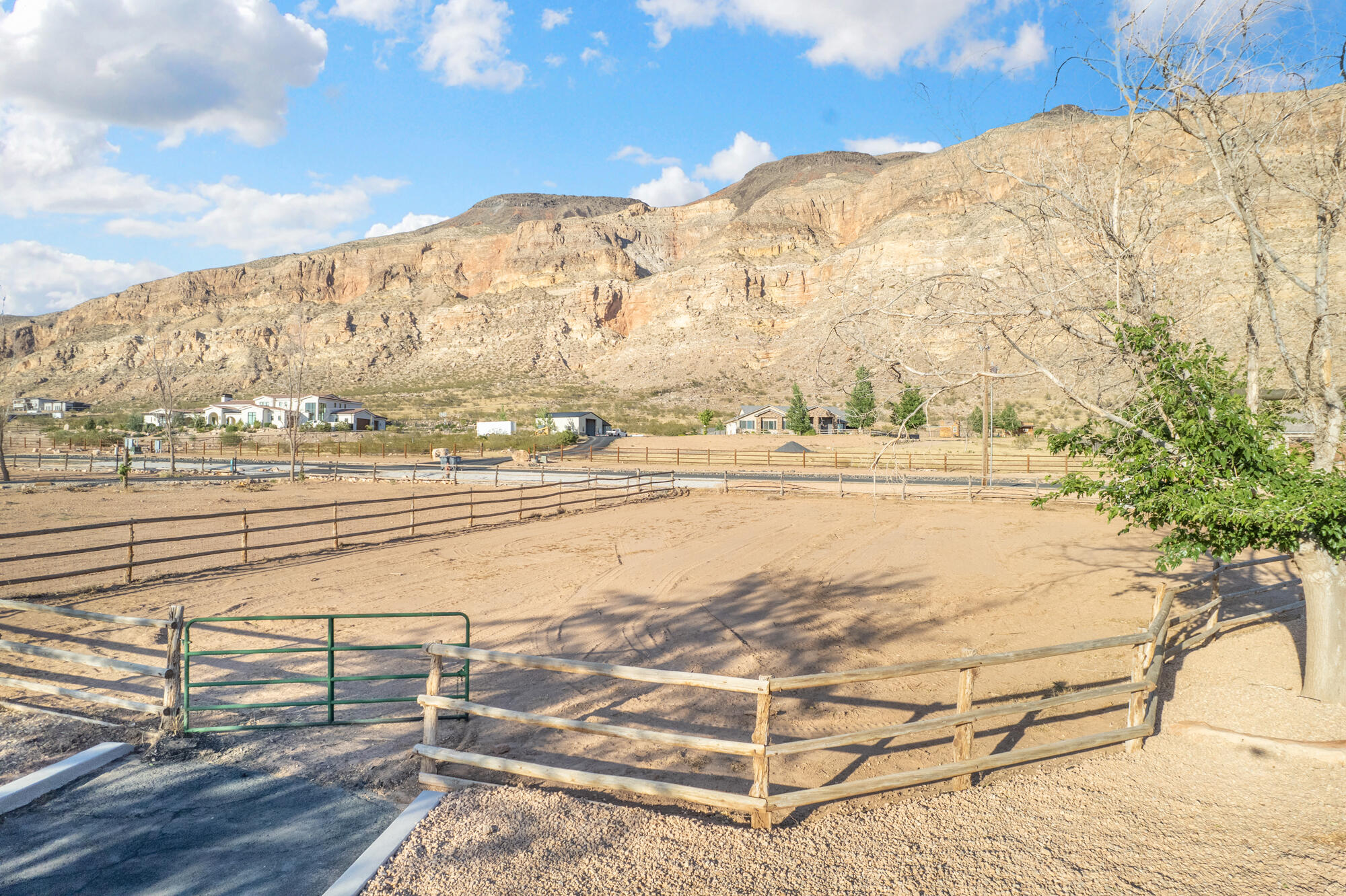 GRASSY MEADOWS SKY RANCH - Residential