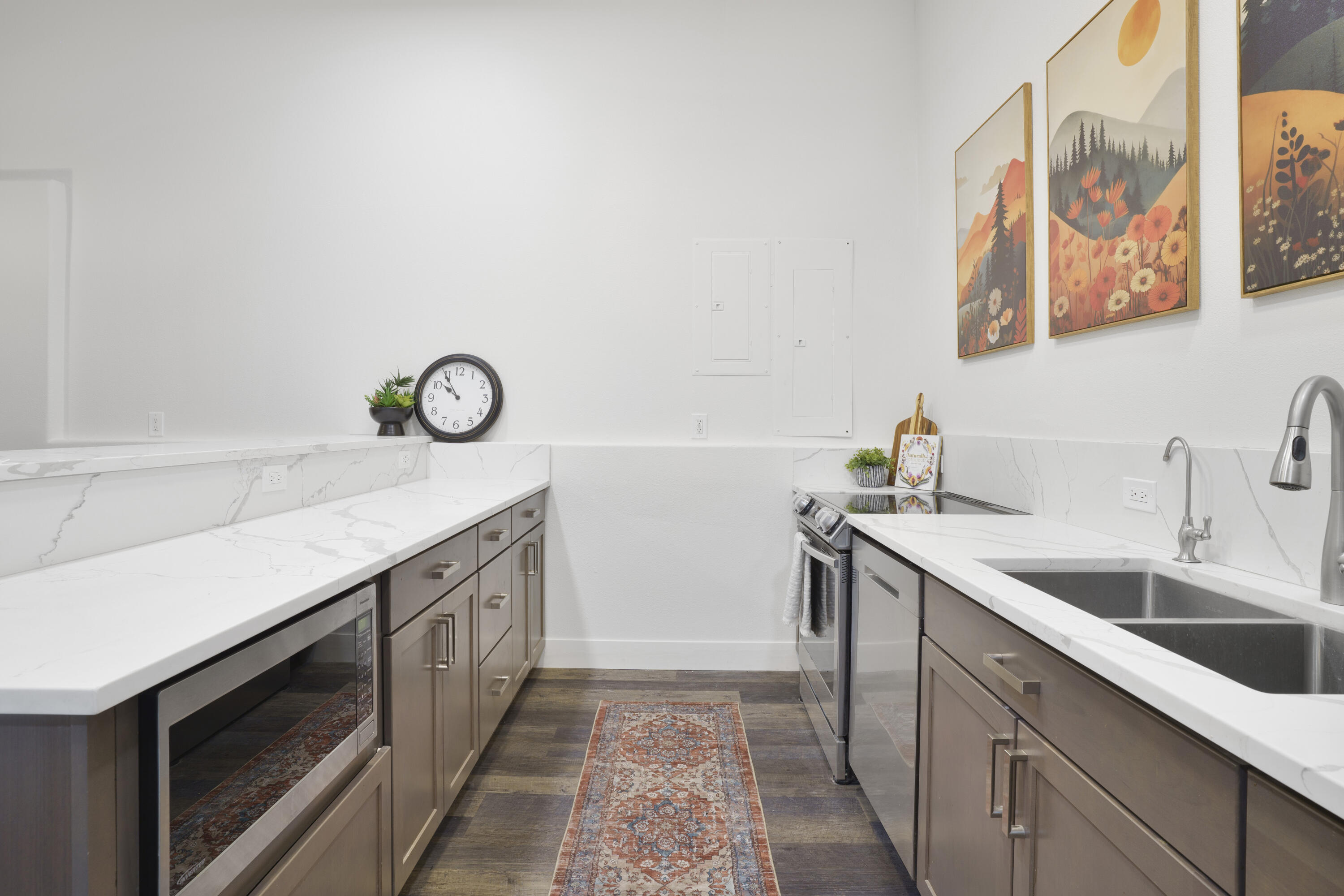 GRASSY MEADOWS SKY RANCH - Residential