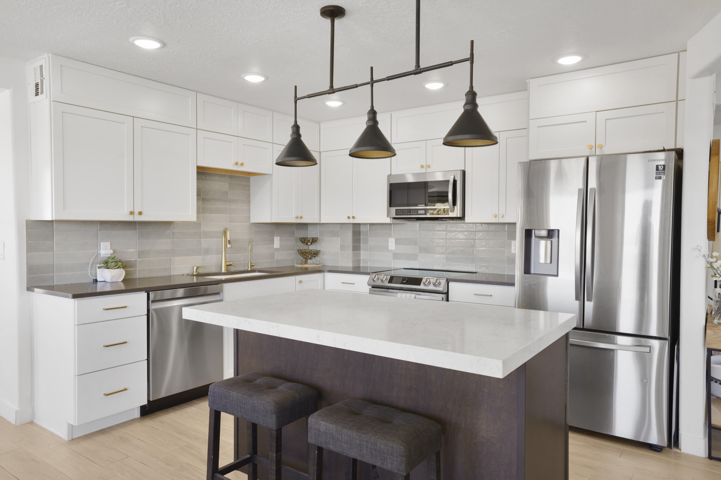 GRASSY MEADOWS SKY RANCH - Residential