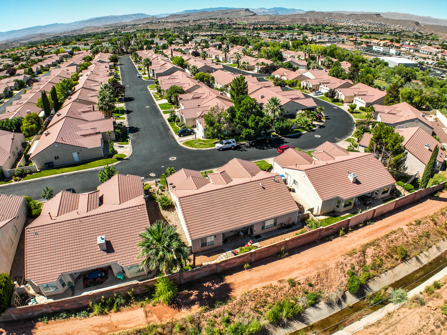 SILVERCREEK TOWNHOMES - Residential