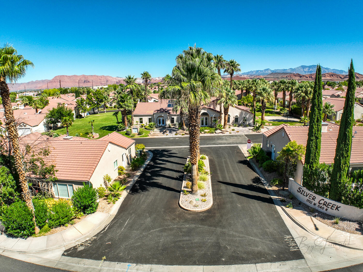 SILVERCREEK TOWNHOMES - Residential