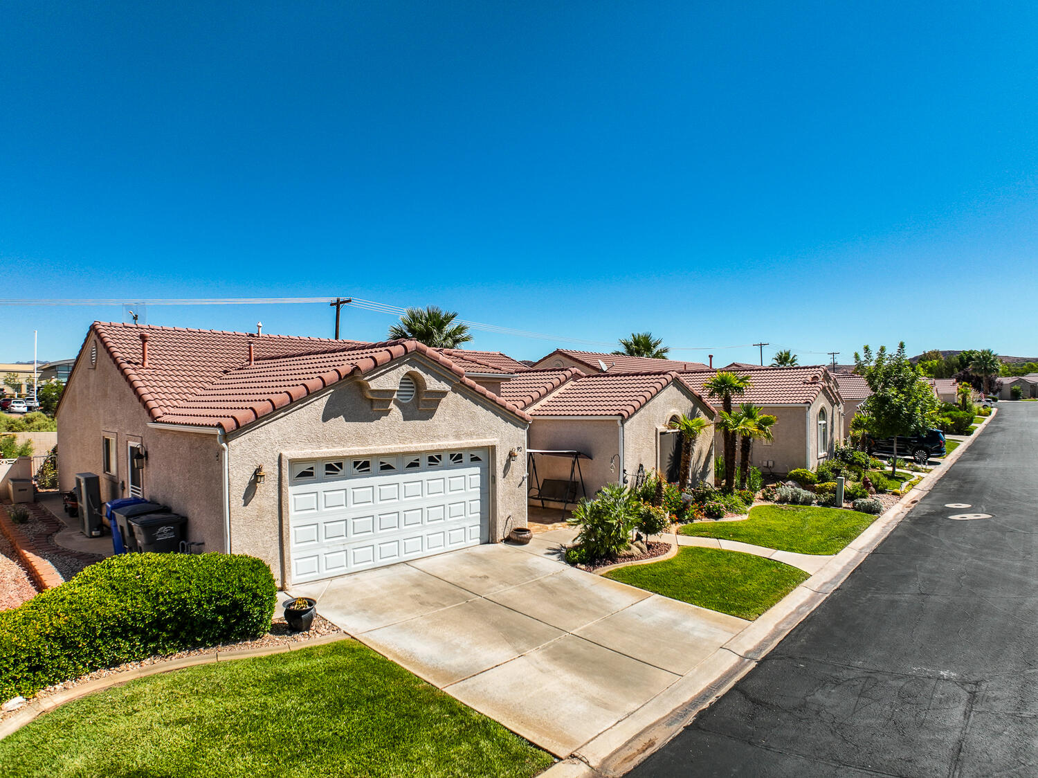 SILVERCREEK TOWNHOMES - Residential