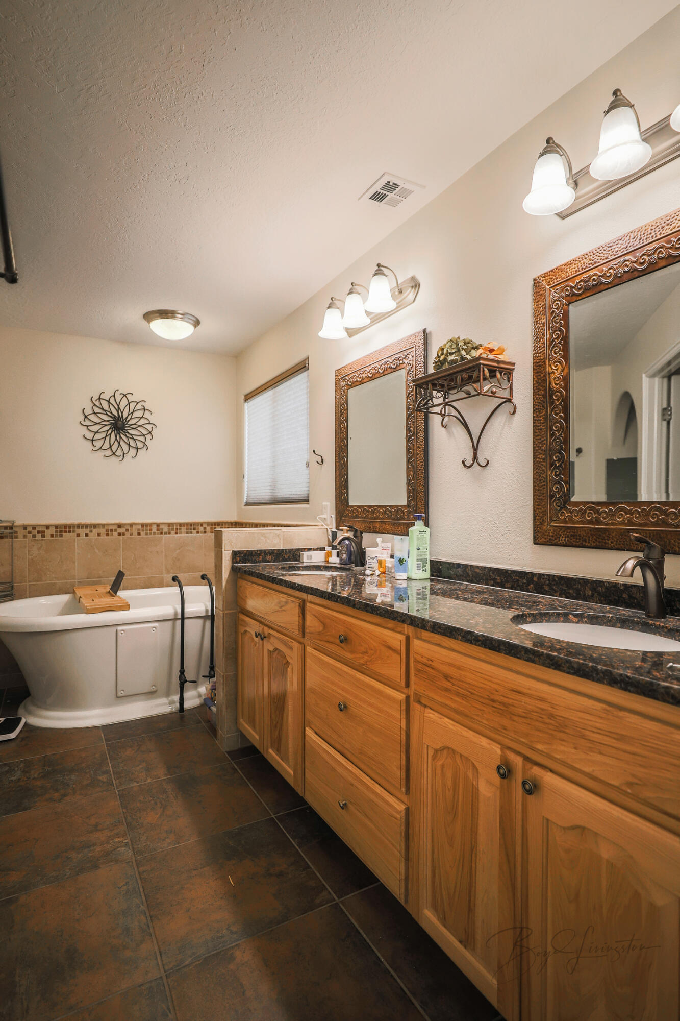 SILVERCREEK TOWNHOMES - Residential