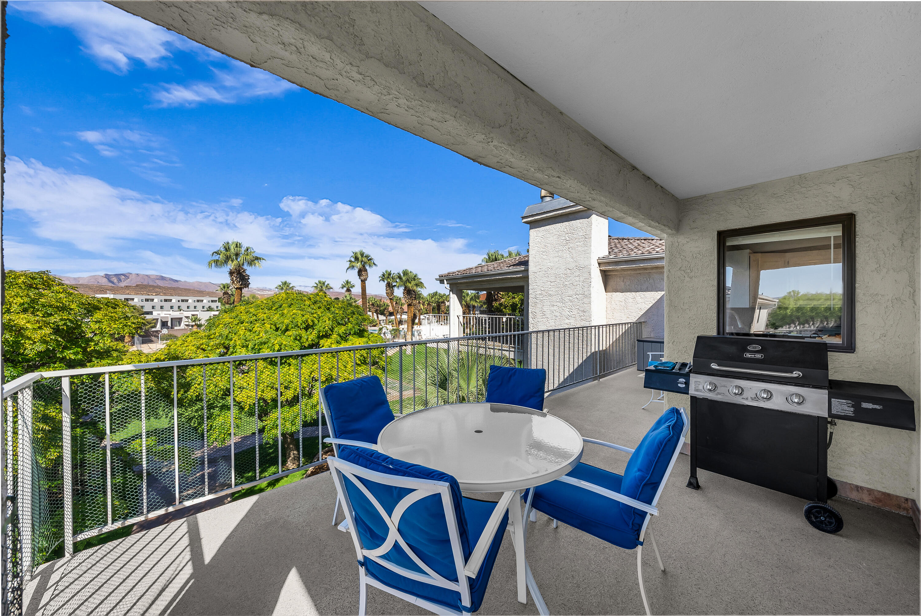 LAS PALMAS RESORT CONDOS - Residential