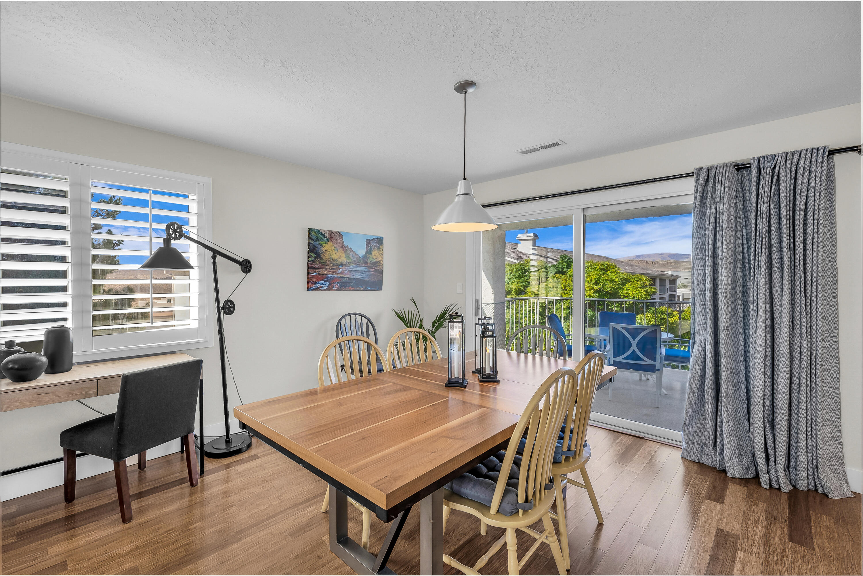 LAS PALMAS RESORT CONDOS - Residential