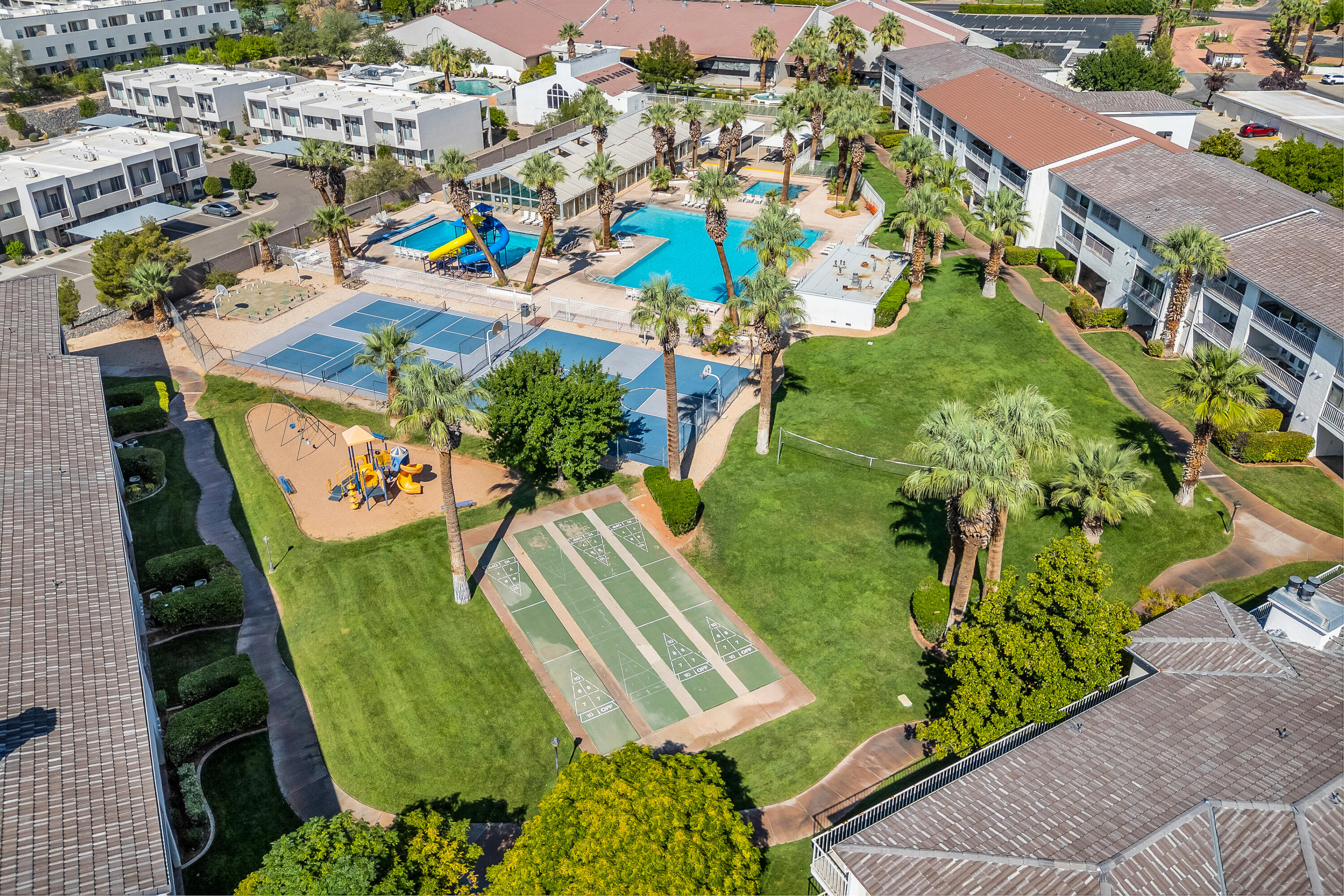 LAS PALMAS RESORT CONDOS - Residential