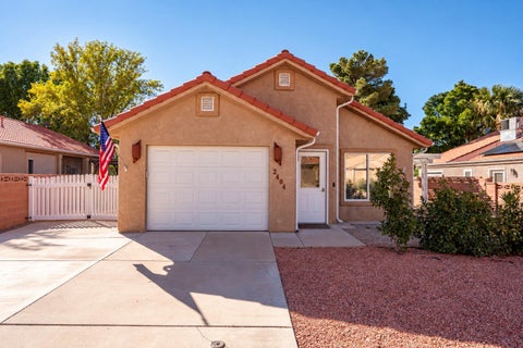 Tiny photo for 2404 S 725 W, Hurricane, UT 84737 (MLS # 26-276948)