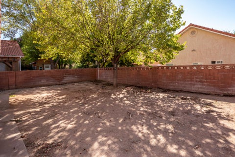 Tiny photo for 2404 S 725 W, Hurricane, UT 84737 (MLS # 26-276948)