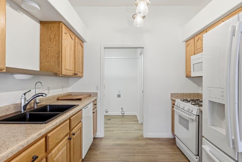 Tiny photo for 2404 S 725 W, Hurricane, UT 84737 (MLS # 26-276948)