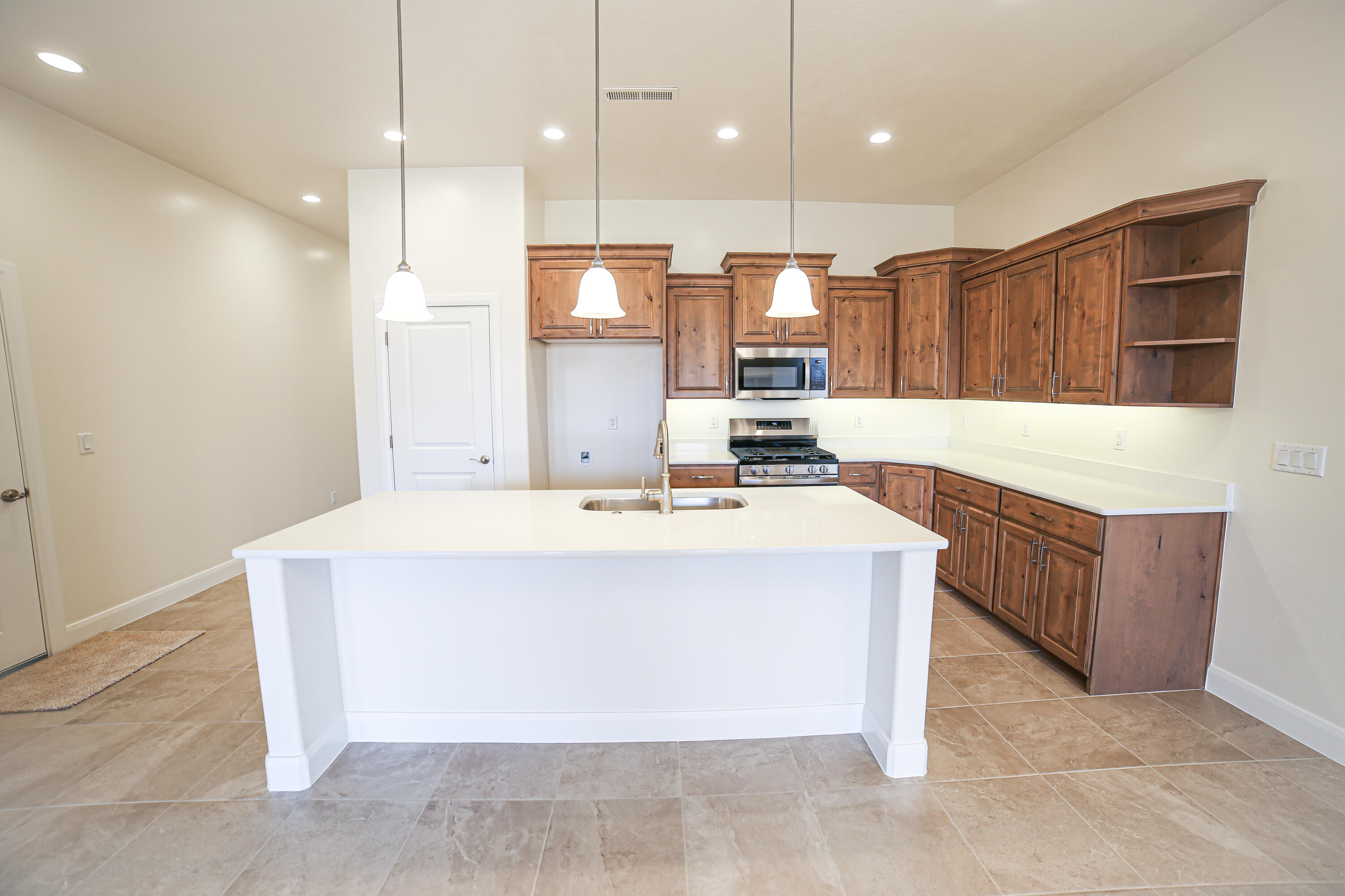 SKY VALLEY TOWNHOMES - Residential