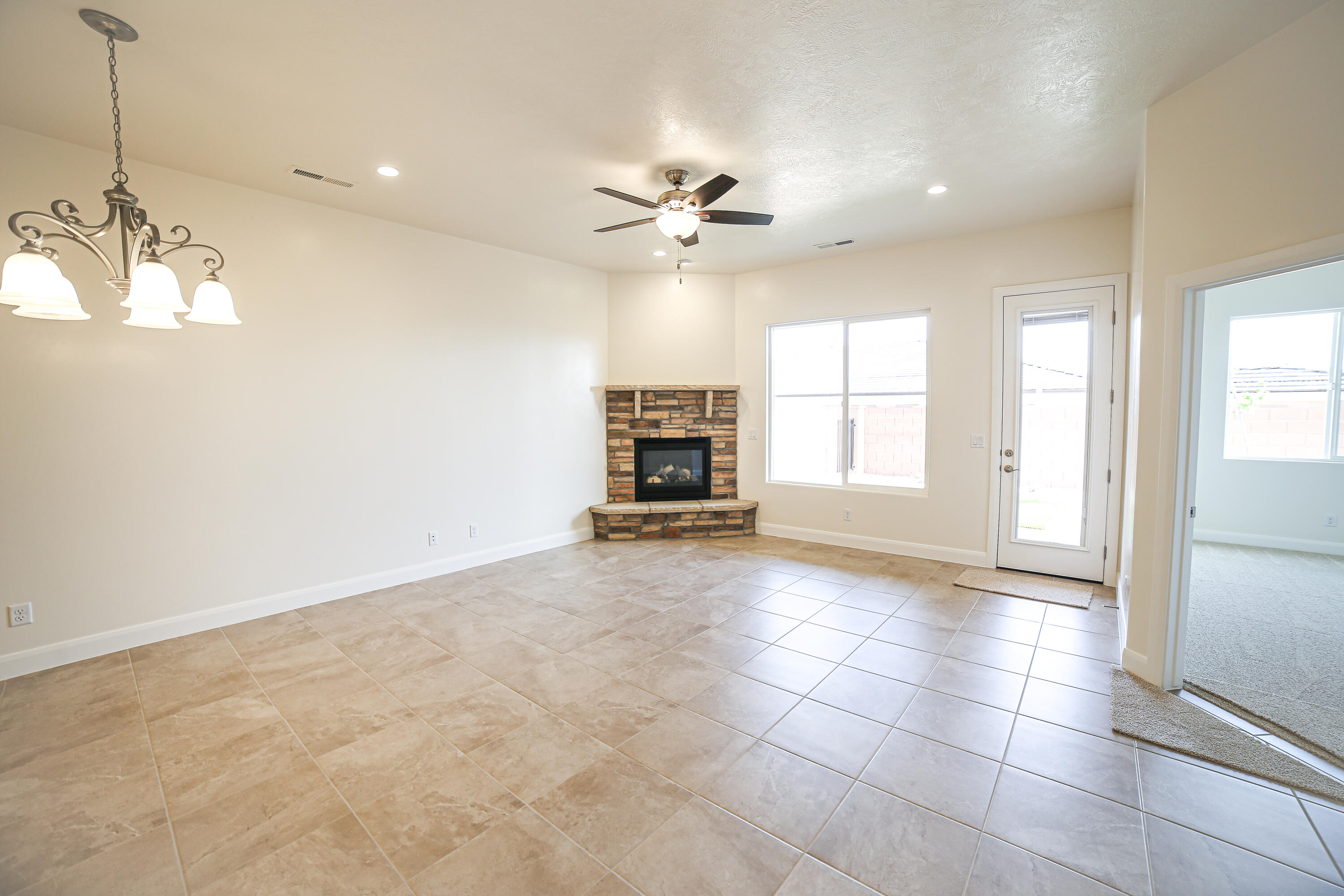 SKY VALLEY TOWNHOMES - Residential