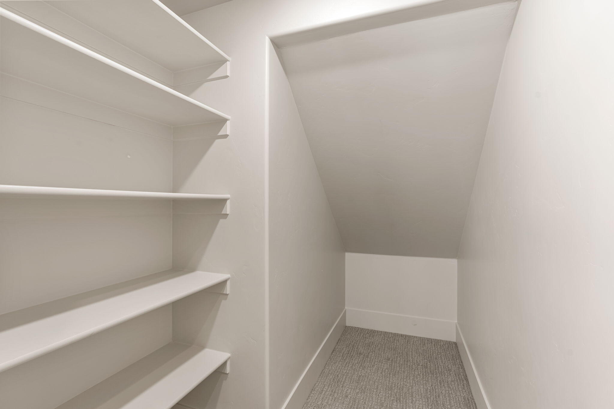 CRIMSON FIELDS - Residential