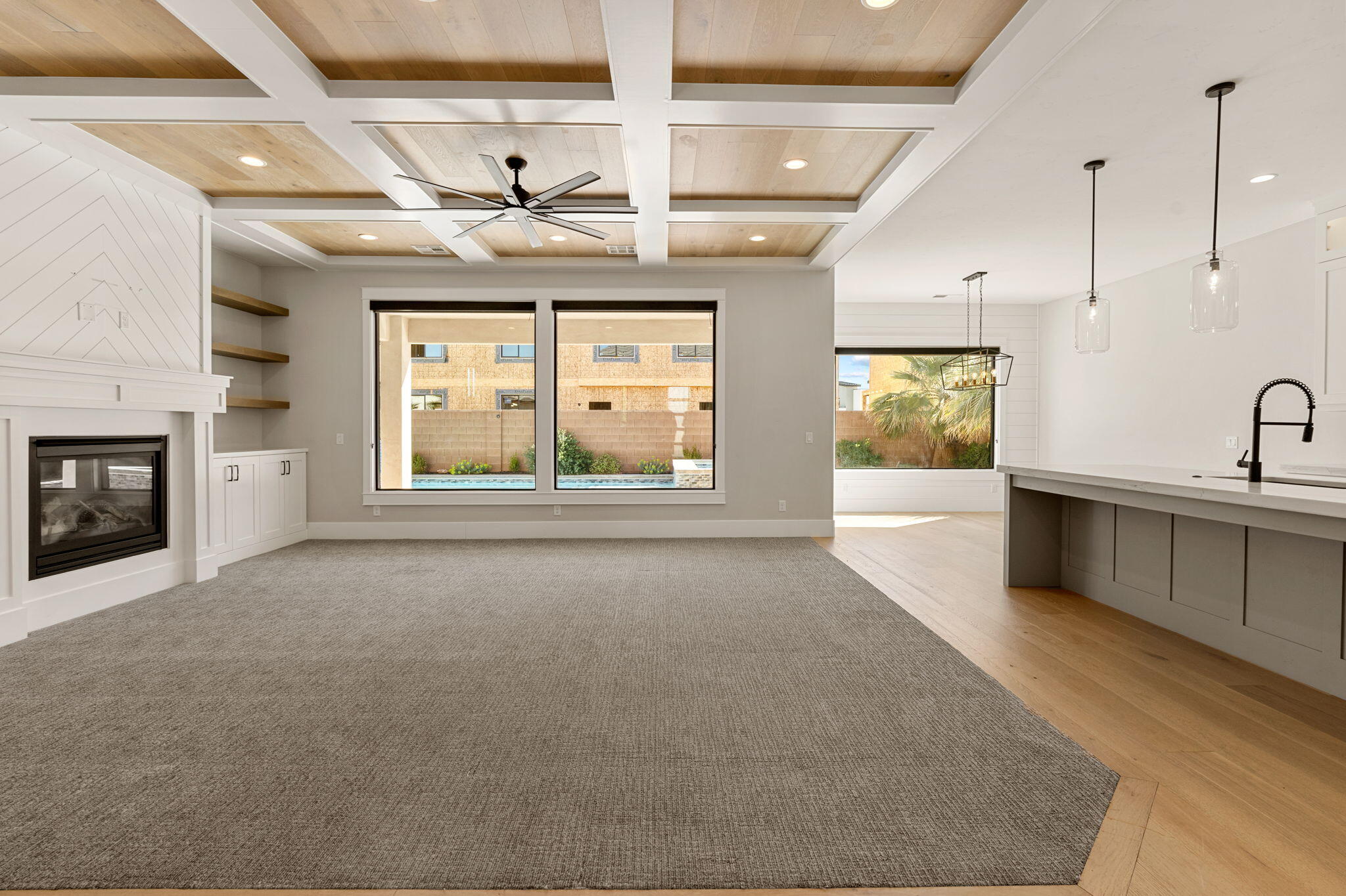 CRIMSON FIELDS - Residential