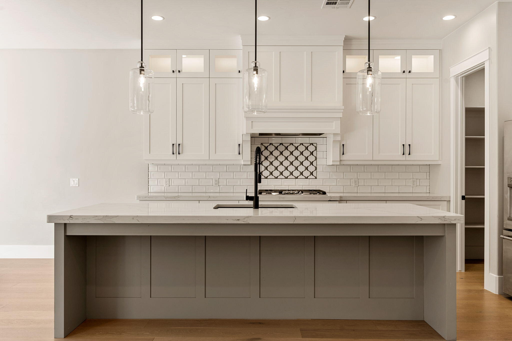 CRIMSON FIELDS - Residential