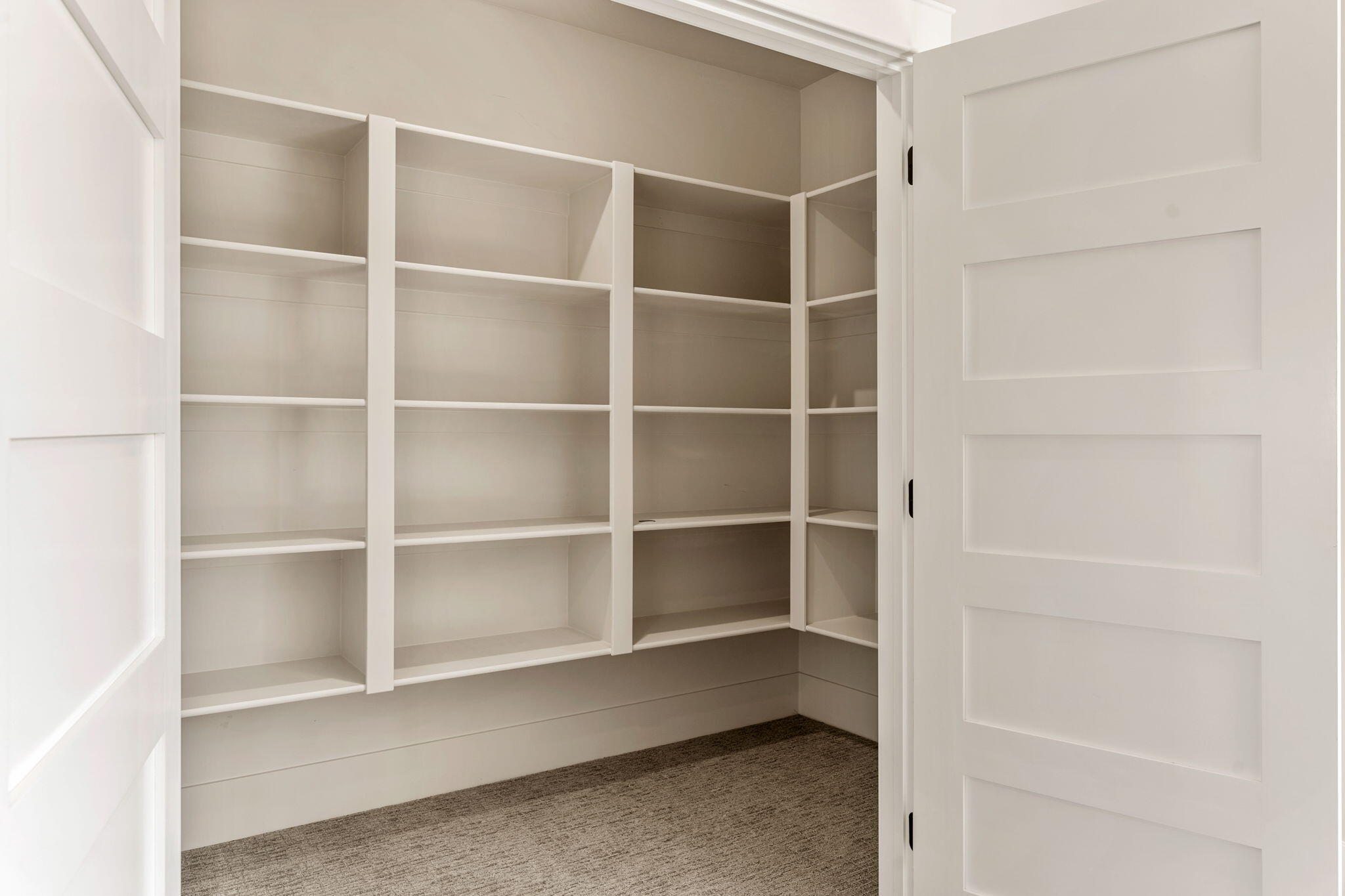 CRIMSON FIELDS - Residential