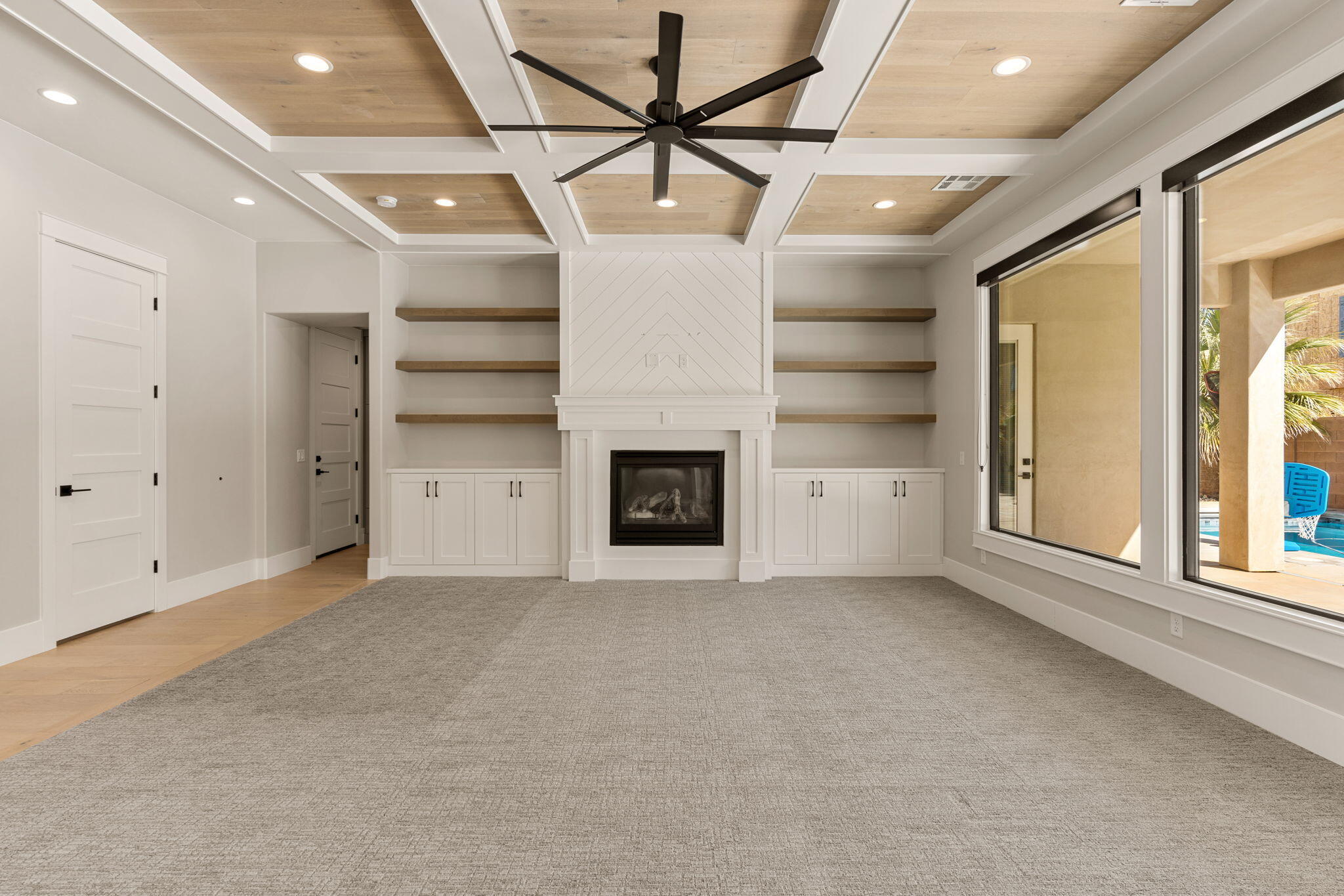 CRIMSON FIELDS - Residential