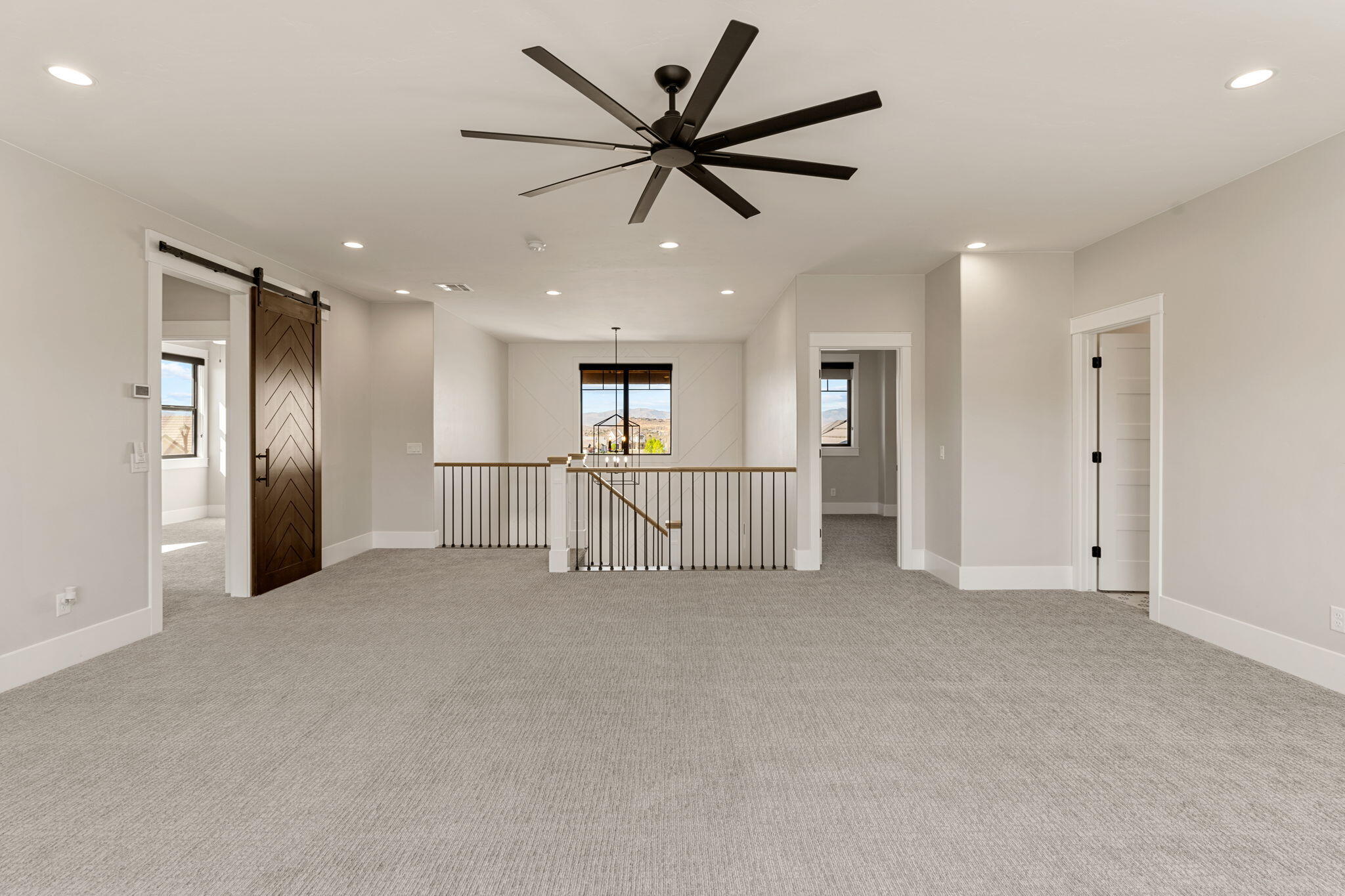 CRIMSON FIELDS - Residential