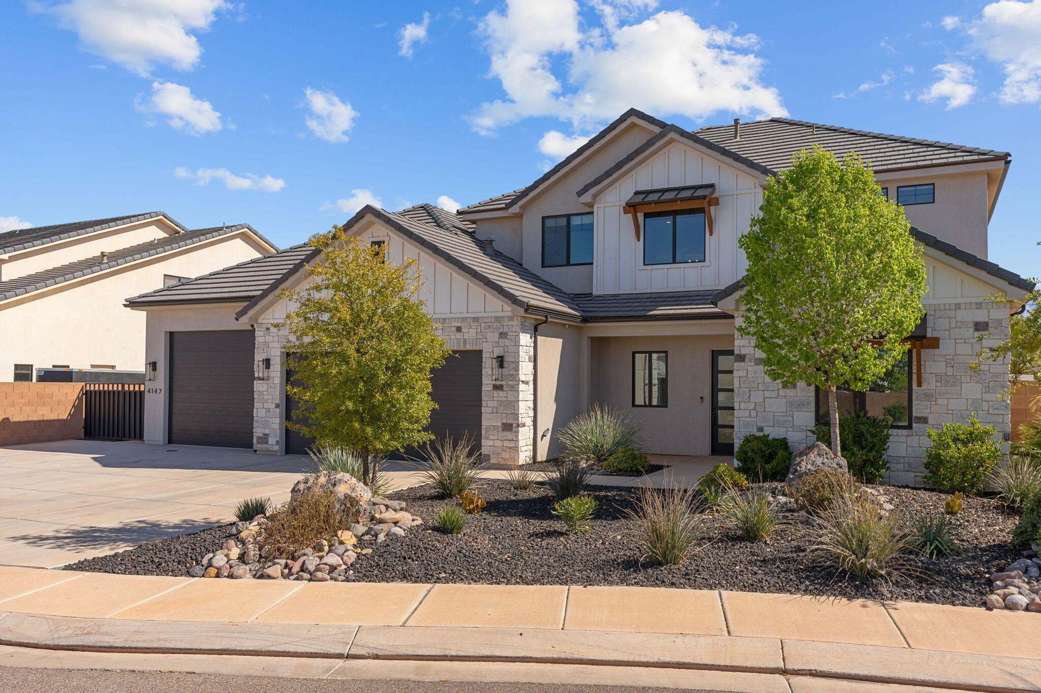 CRIMSON FIELDS - Residential