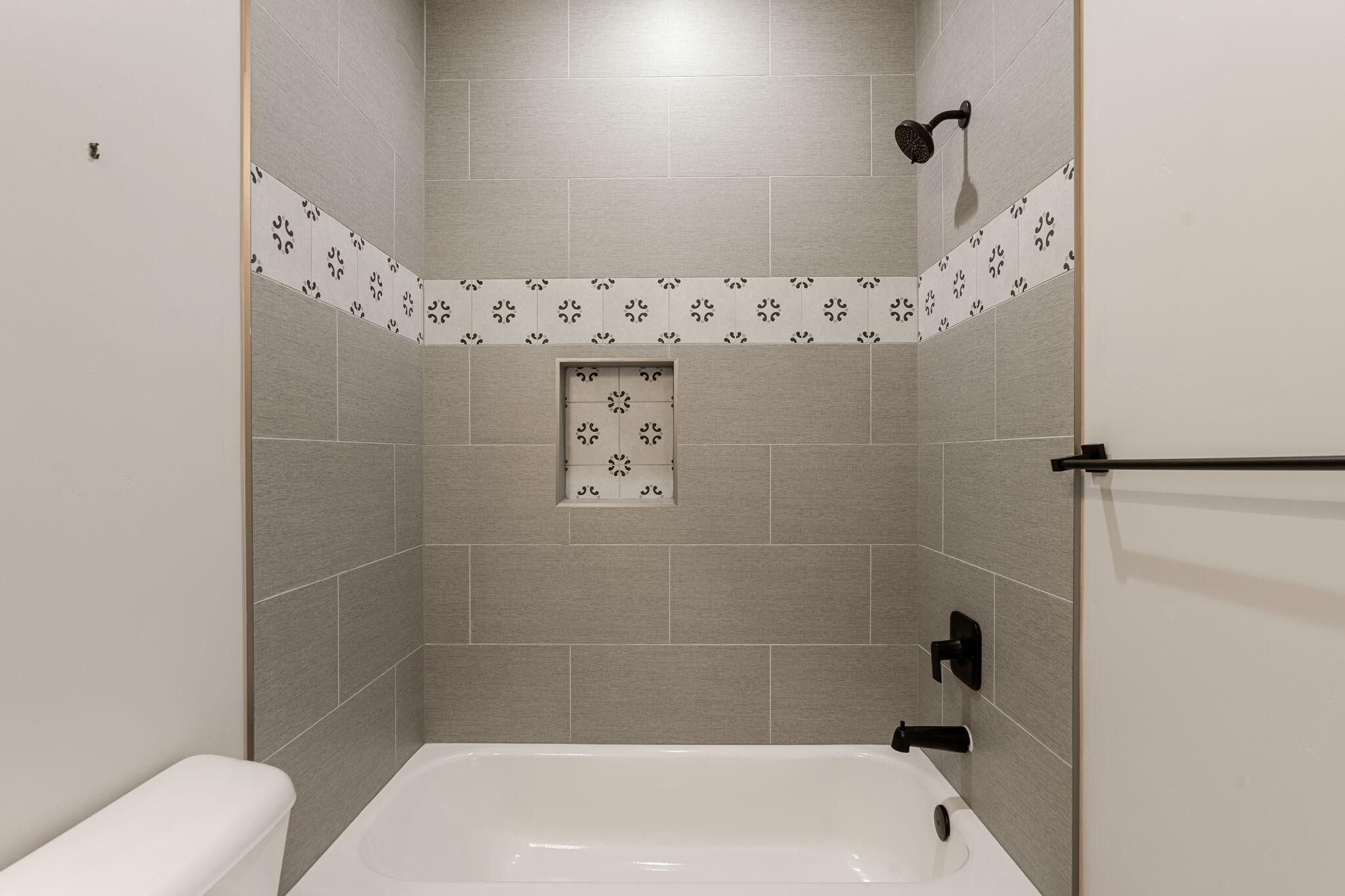 CRIMSON FIELDS - Residential