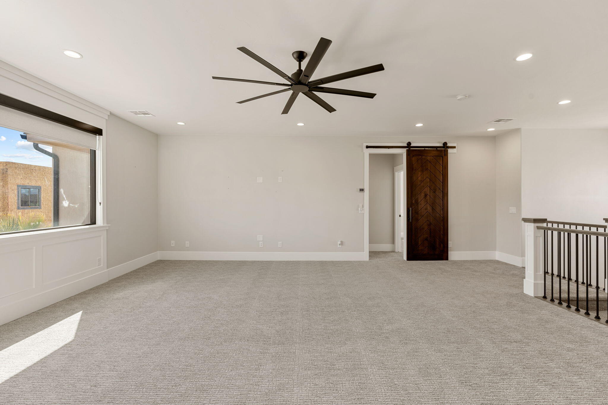 CRIMSON FIELDS - Residential