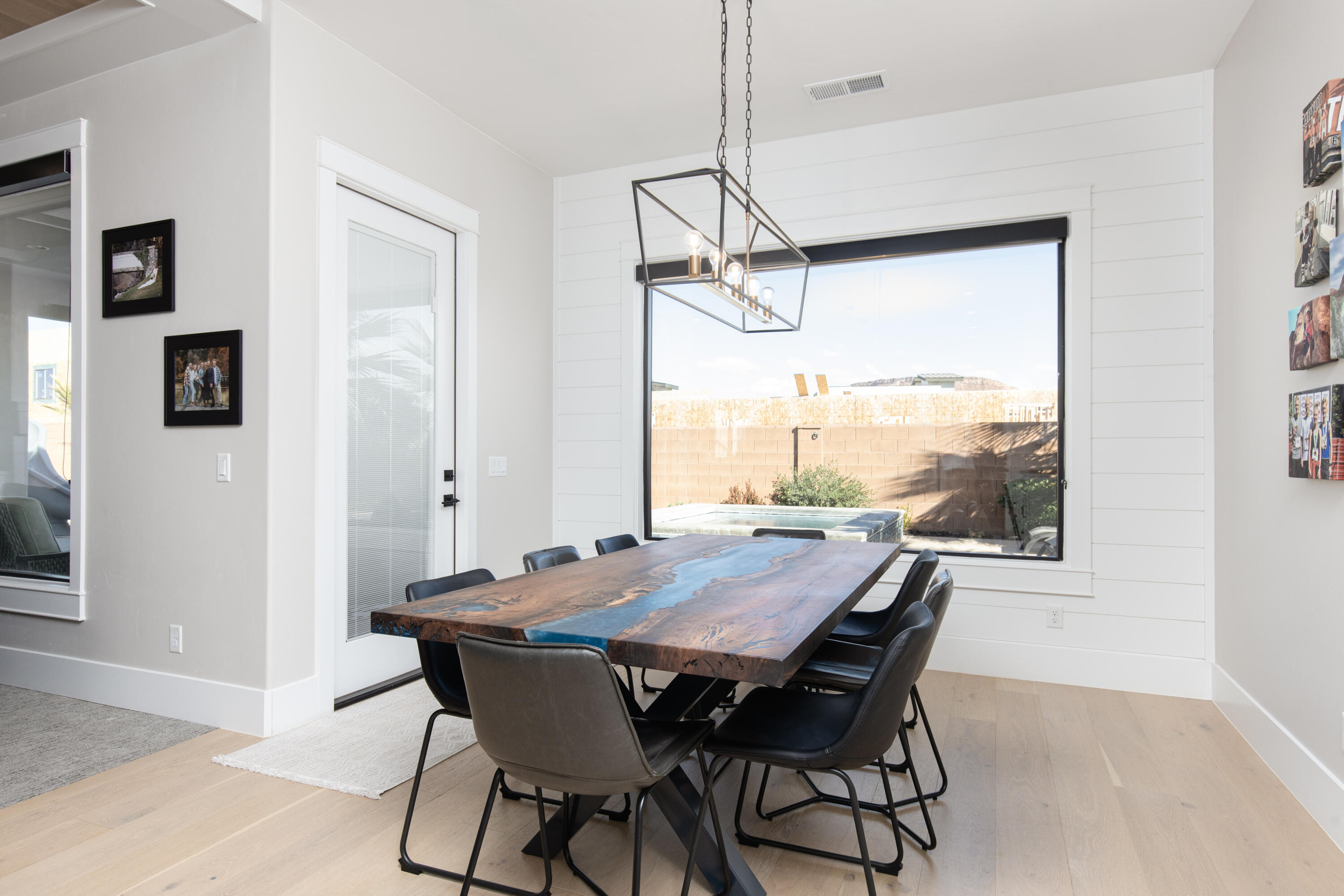 CRIMSON FIELDS - Residential