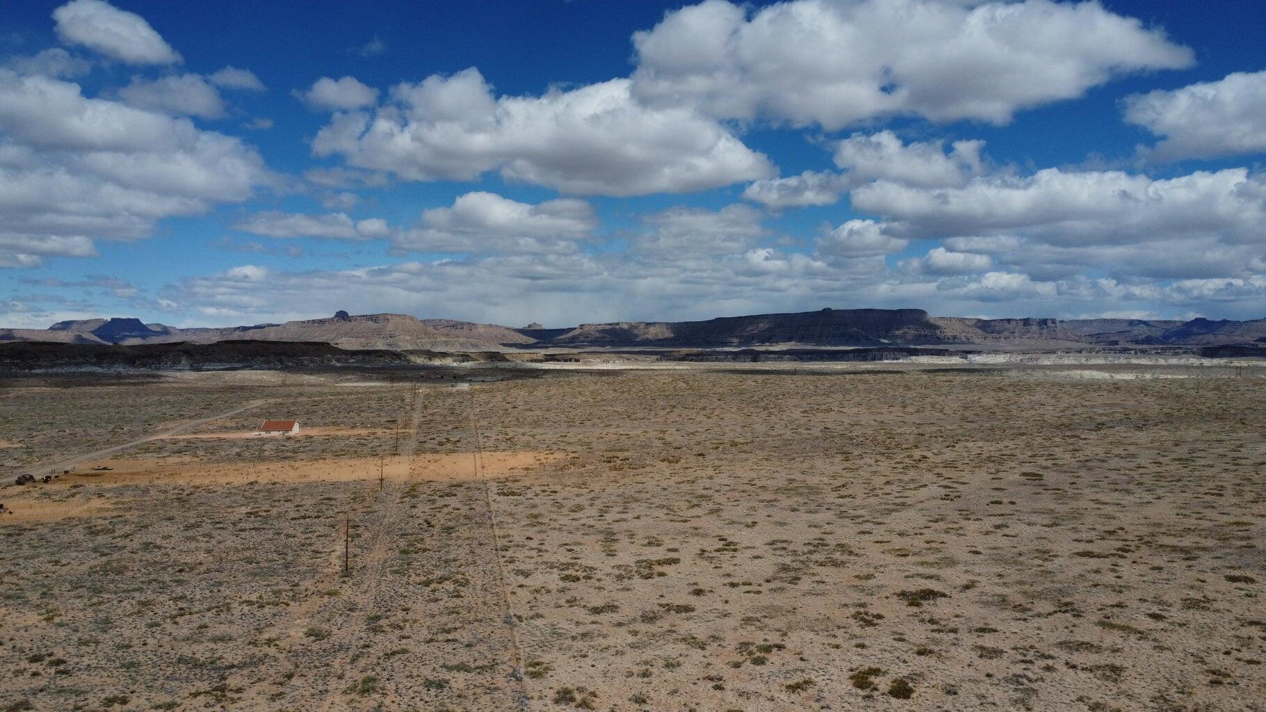 Right in the heart of some of the most beautiful places in the US. This could be the place you call home. Right between Kanab and Lake Powell. On almost two acres you could build the home of your dreams. Tucked in to the Grand Staircase National Monument is your backyard. Not to mention Buckskin Gulch and endless trails for ATV's and horseback riding, you will never run out of incredible adventures here. Come by and take a look today.