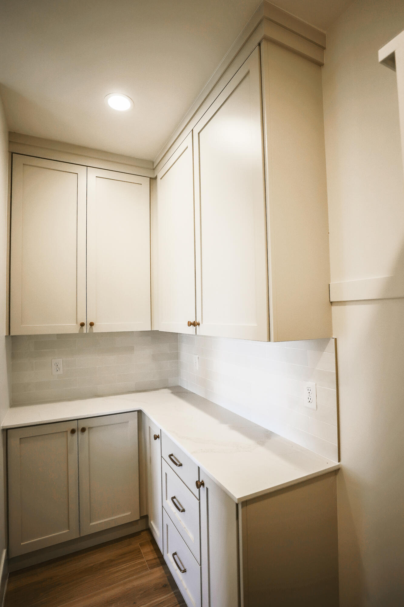 HAWKEYE POINTE SUB - Residential