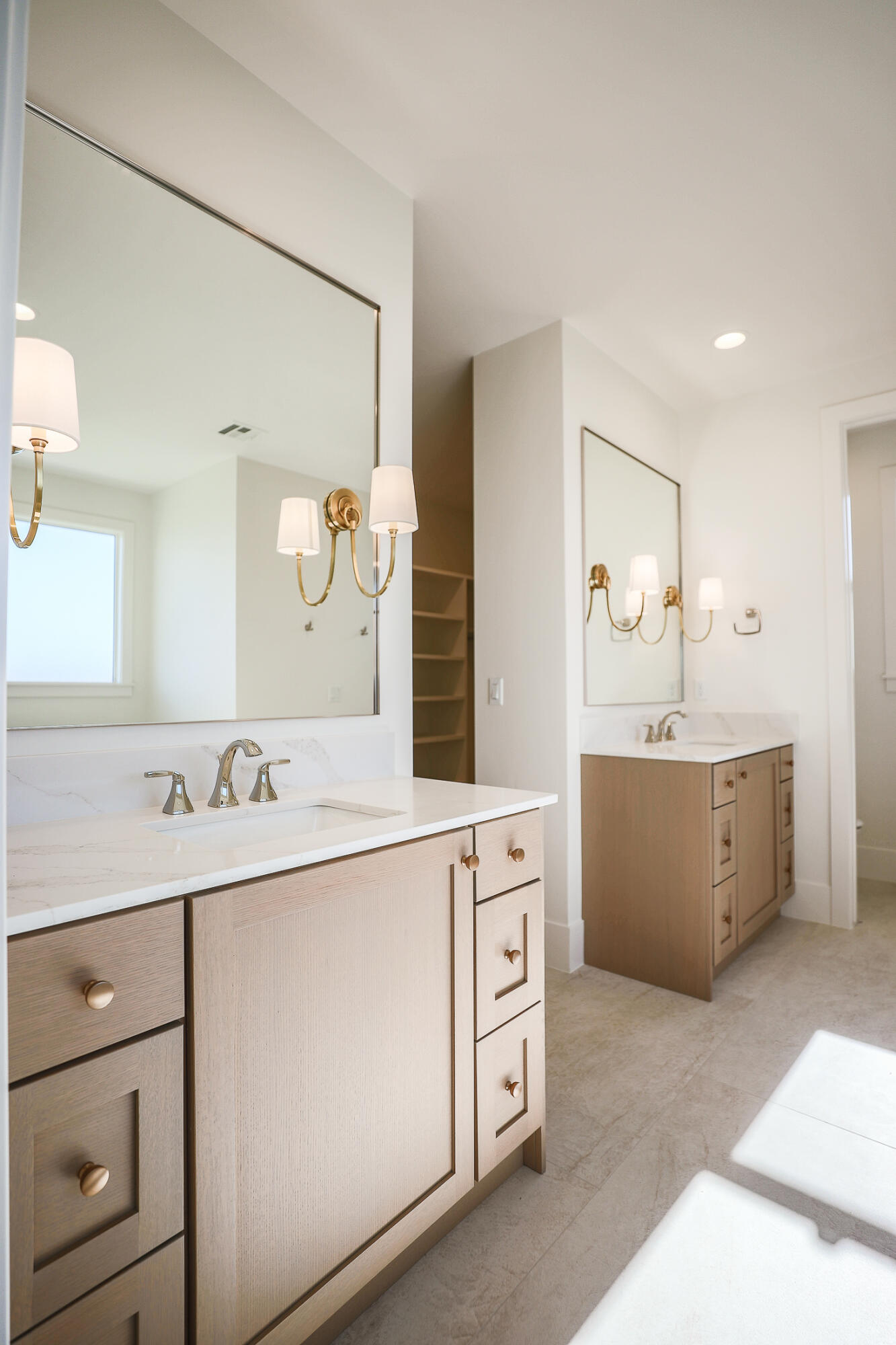 HAWKEYE POINTE SUB - Residential