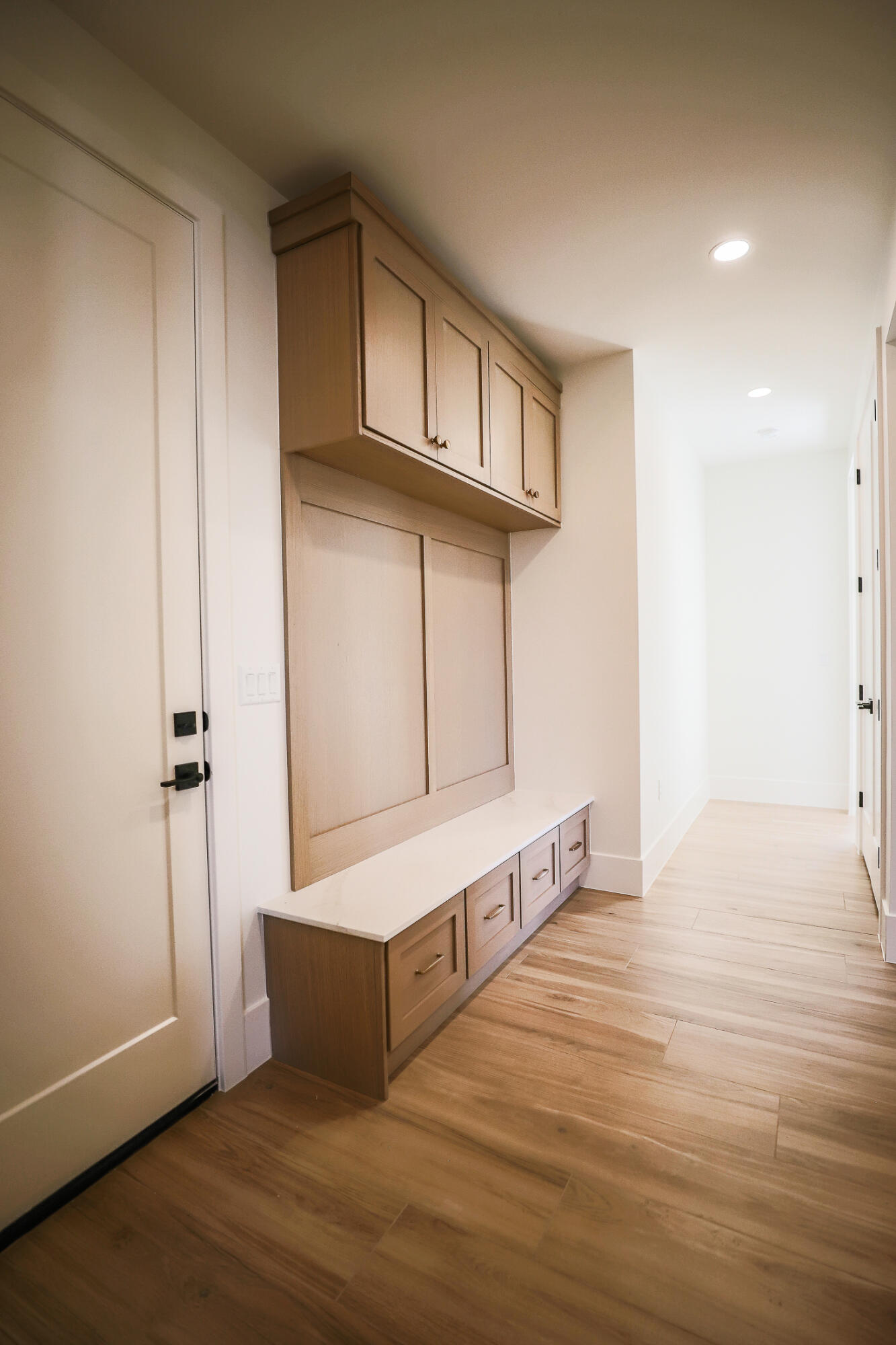 HAWKEYE POINTE SUB - Residential