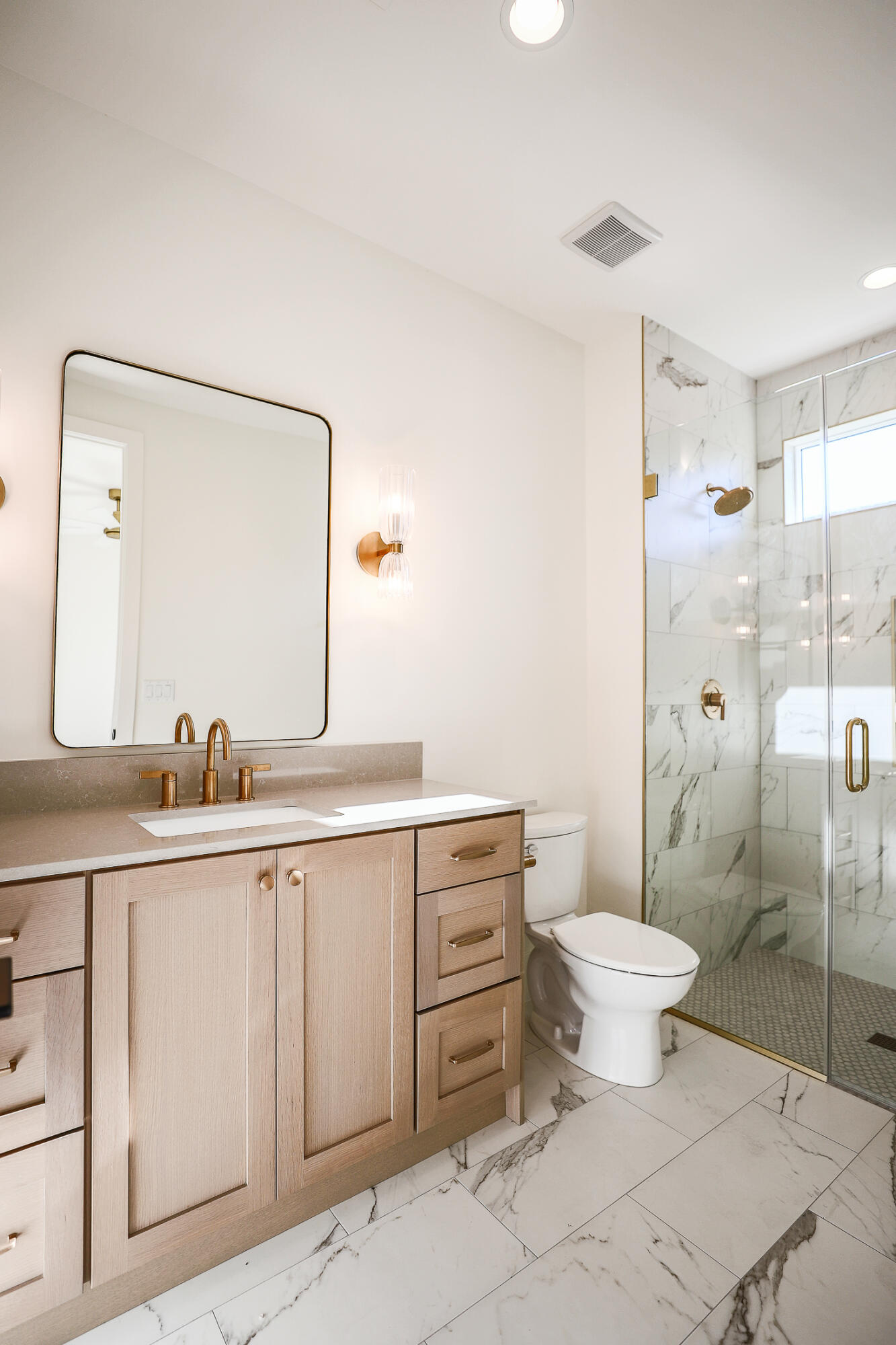 HAWKEYE POINTE SUB - Residential