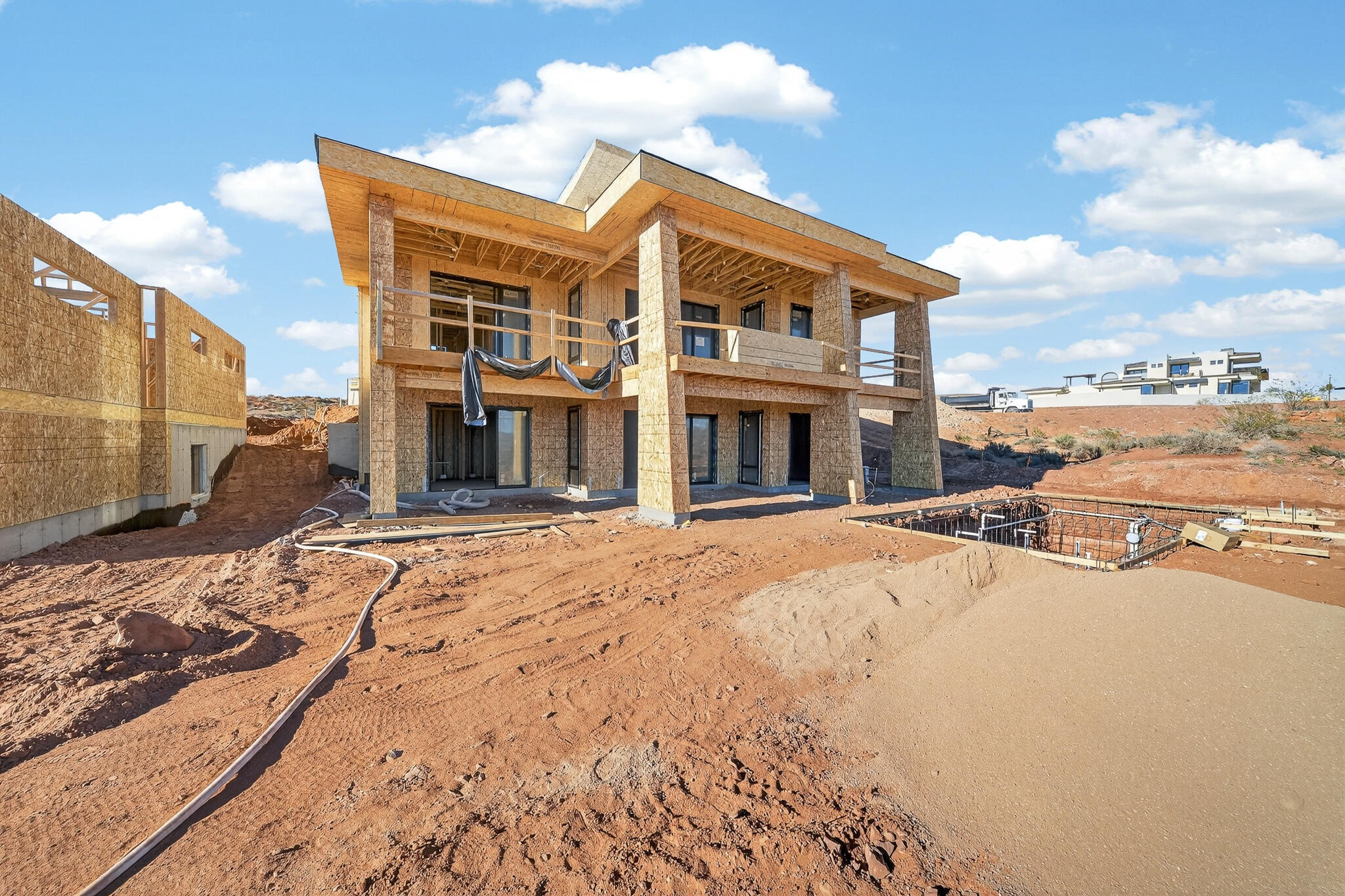 SOLENTE VILLAGE - Residential