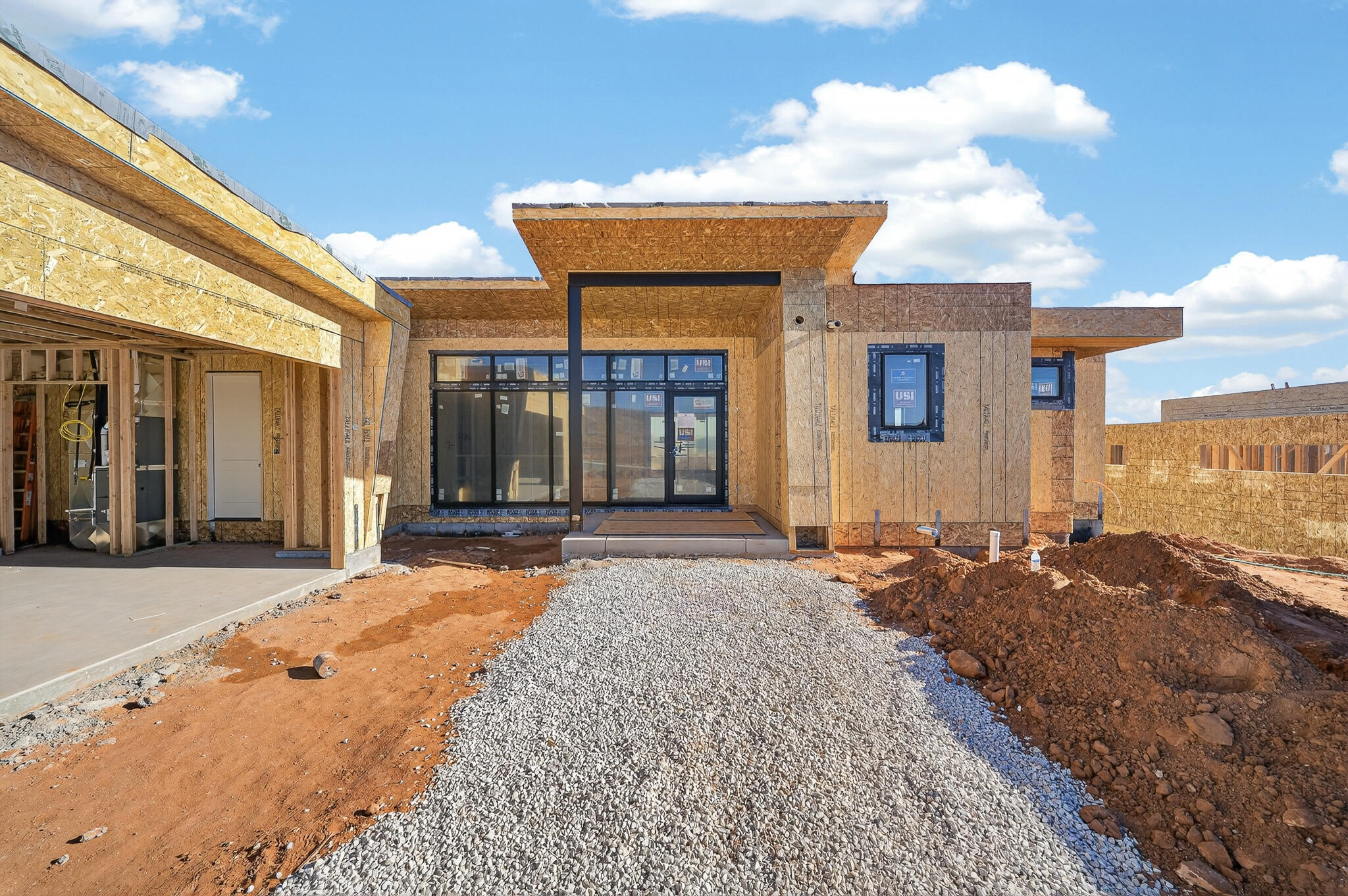 SOLENTE VILLAGE - Residential