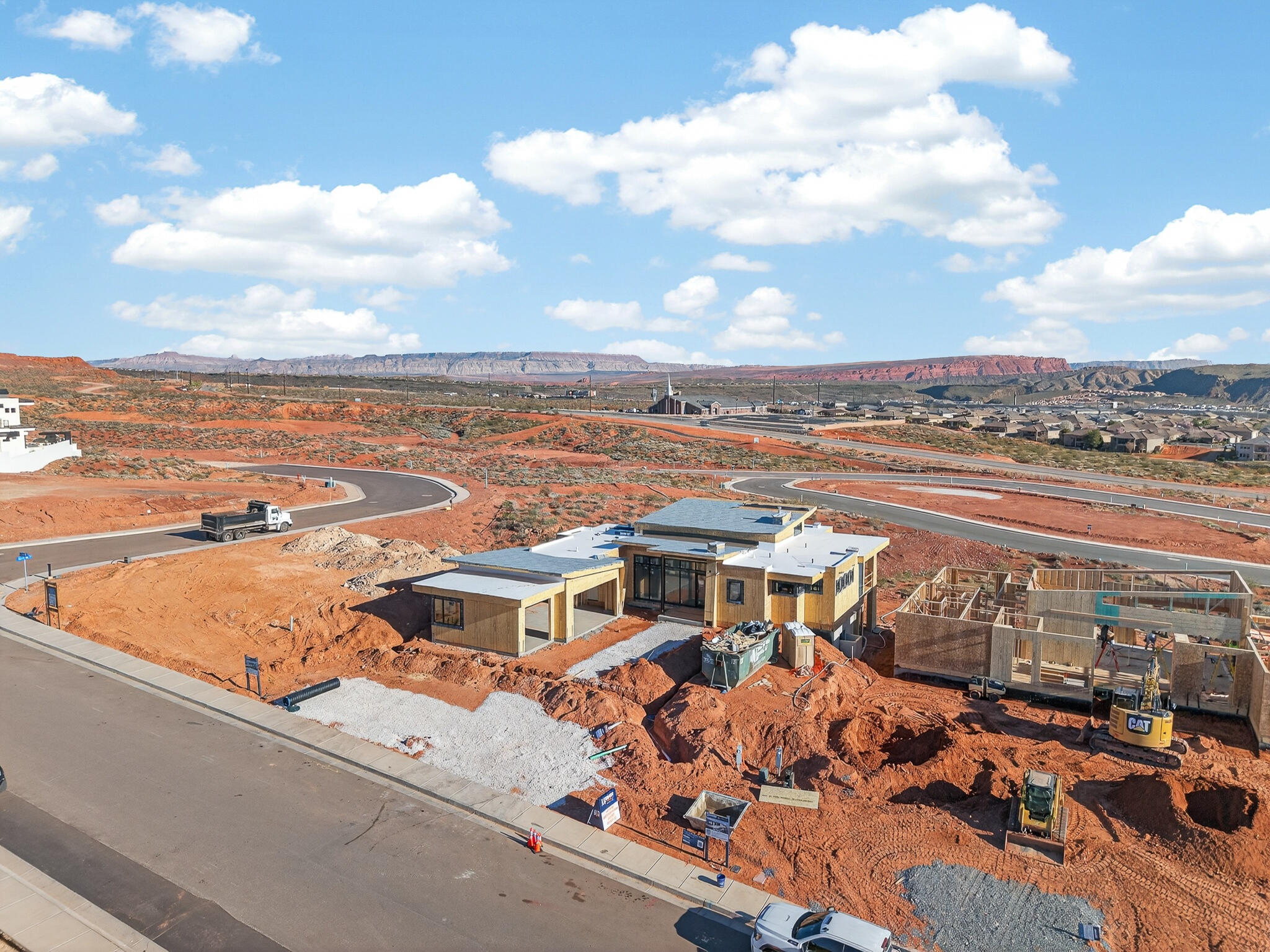 SOLENTE VILLAGE - Residential