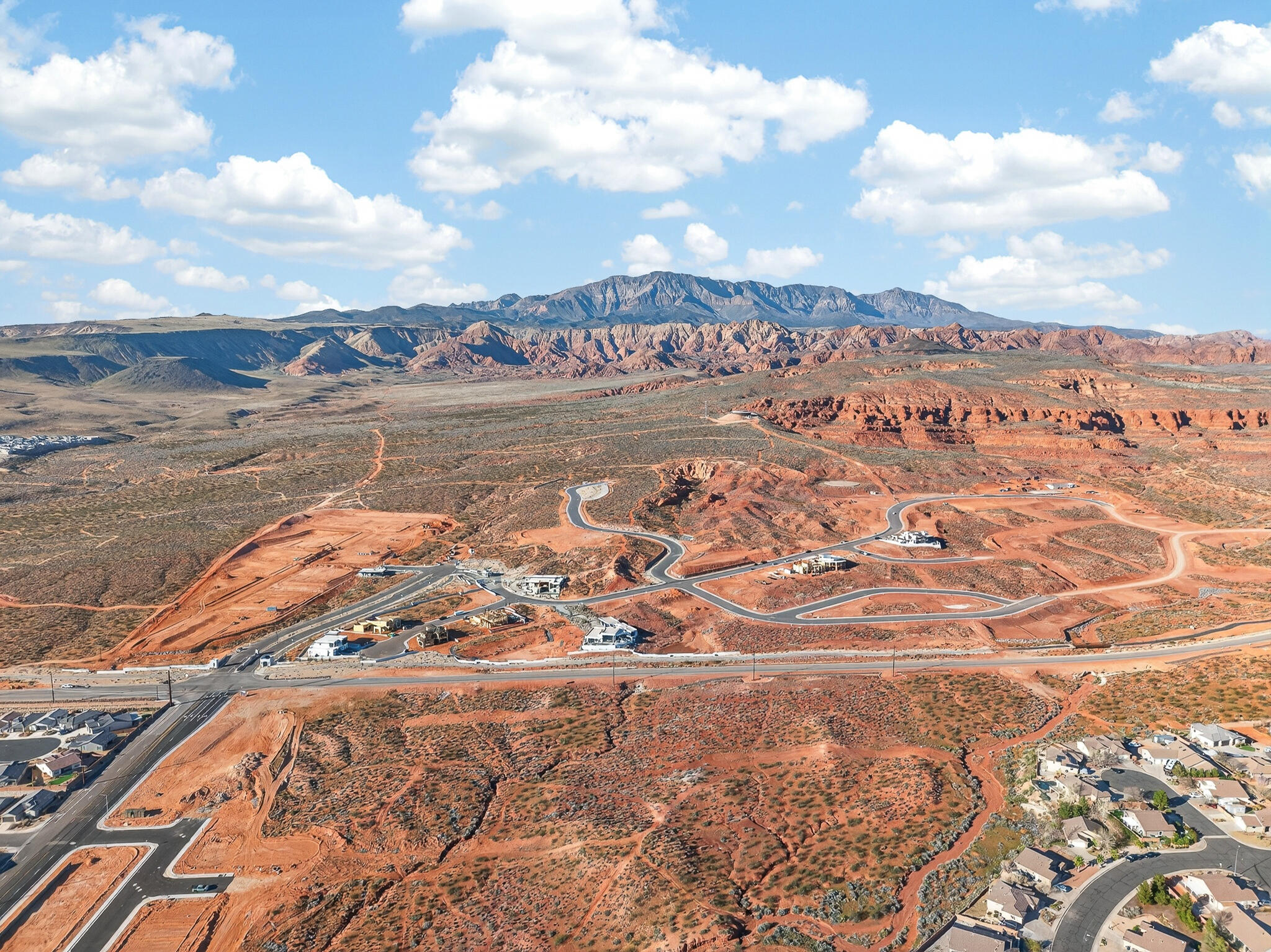 SOLENTE VILLAGE - Residential