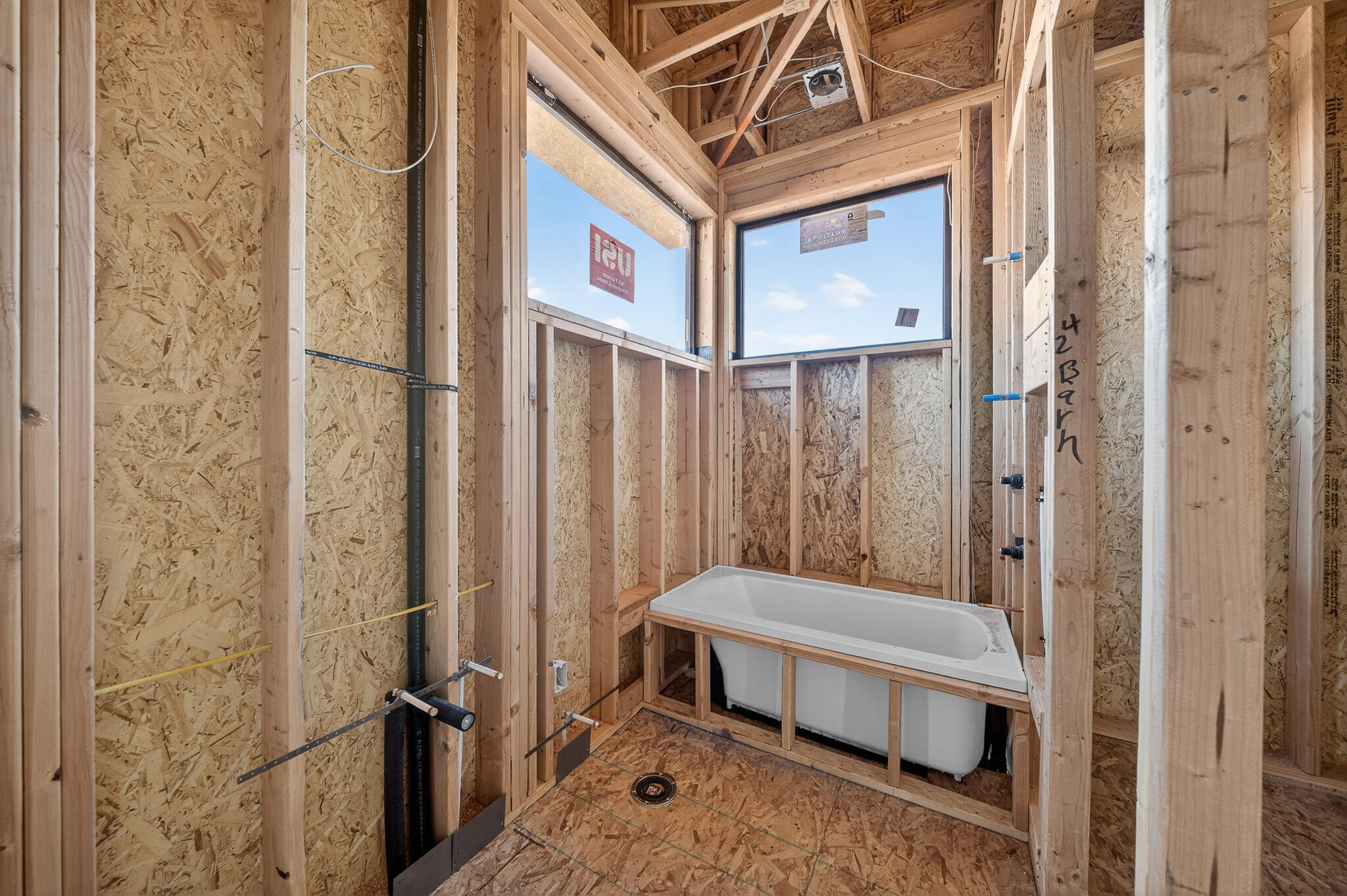 SOLENTE VILLAGE - Residential